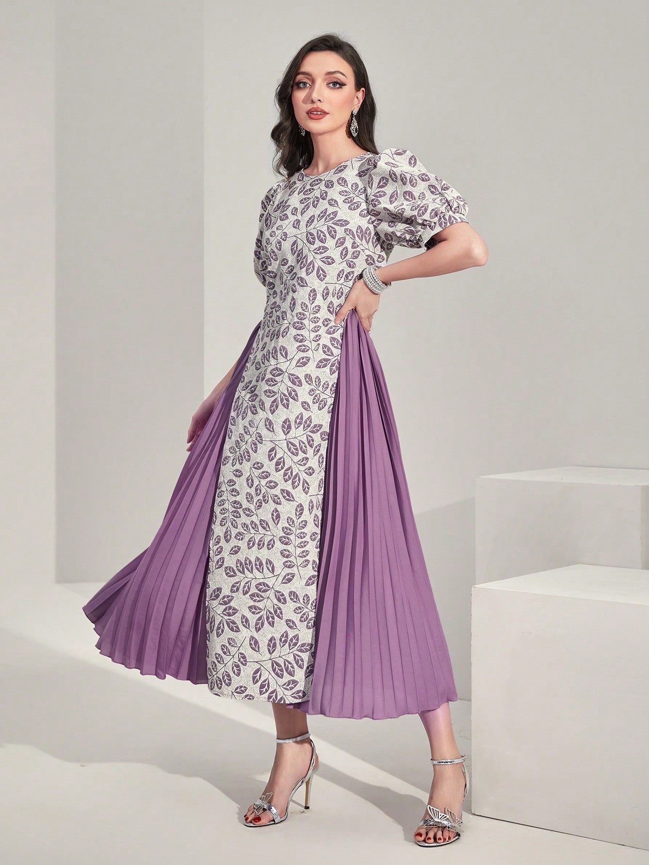 SHEIN Modely Plants Print Puff Sleeve Pleated Hem Dress