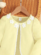 SHEIN Young Girl 3D Flower Decoration Color Block Long Sleeve Jacket for a Stylish Look