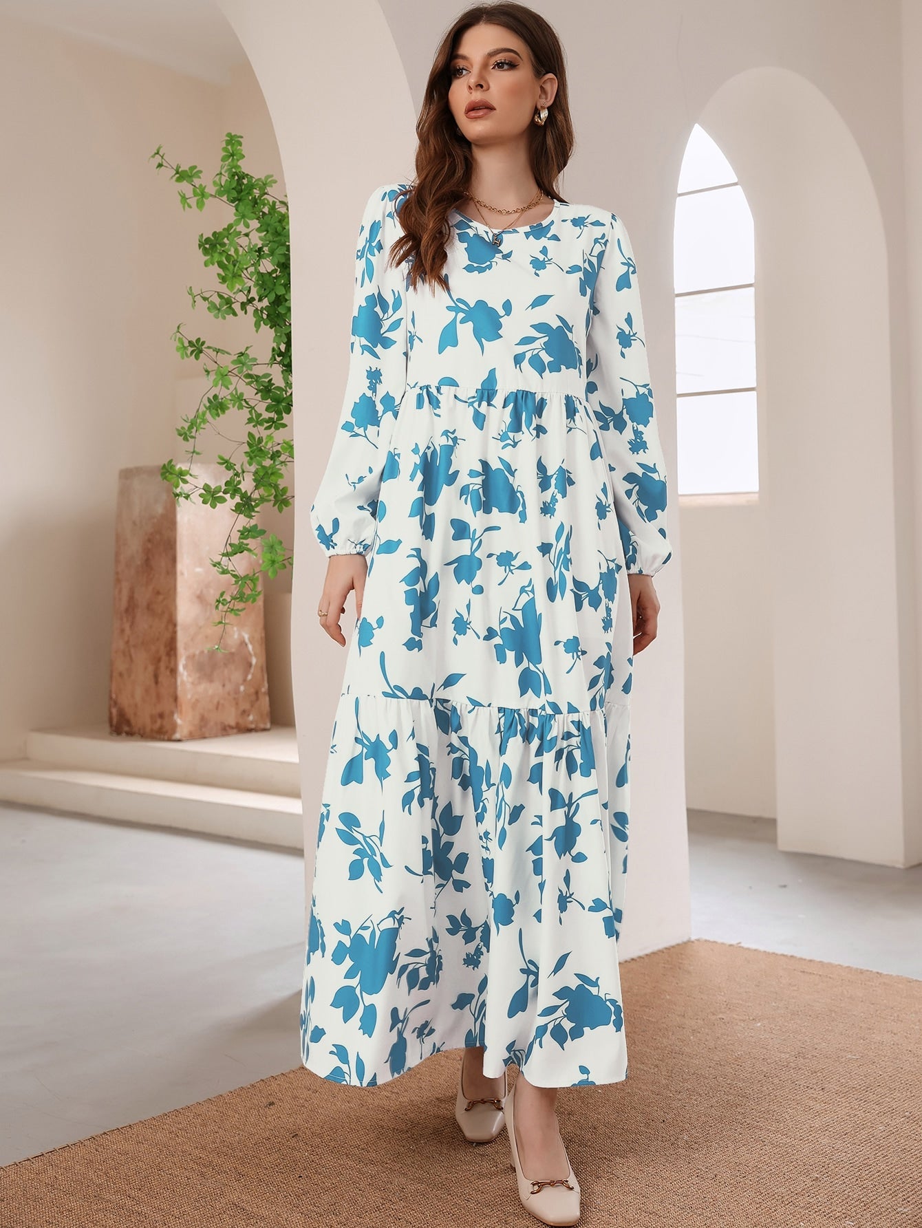 SHEIN Mulvari Floral Print Ruffle Hem Smock Dress