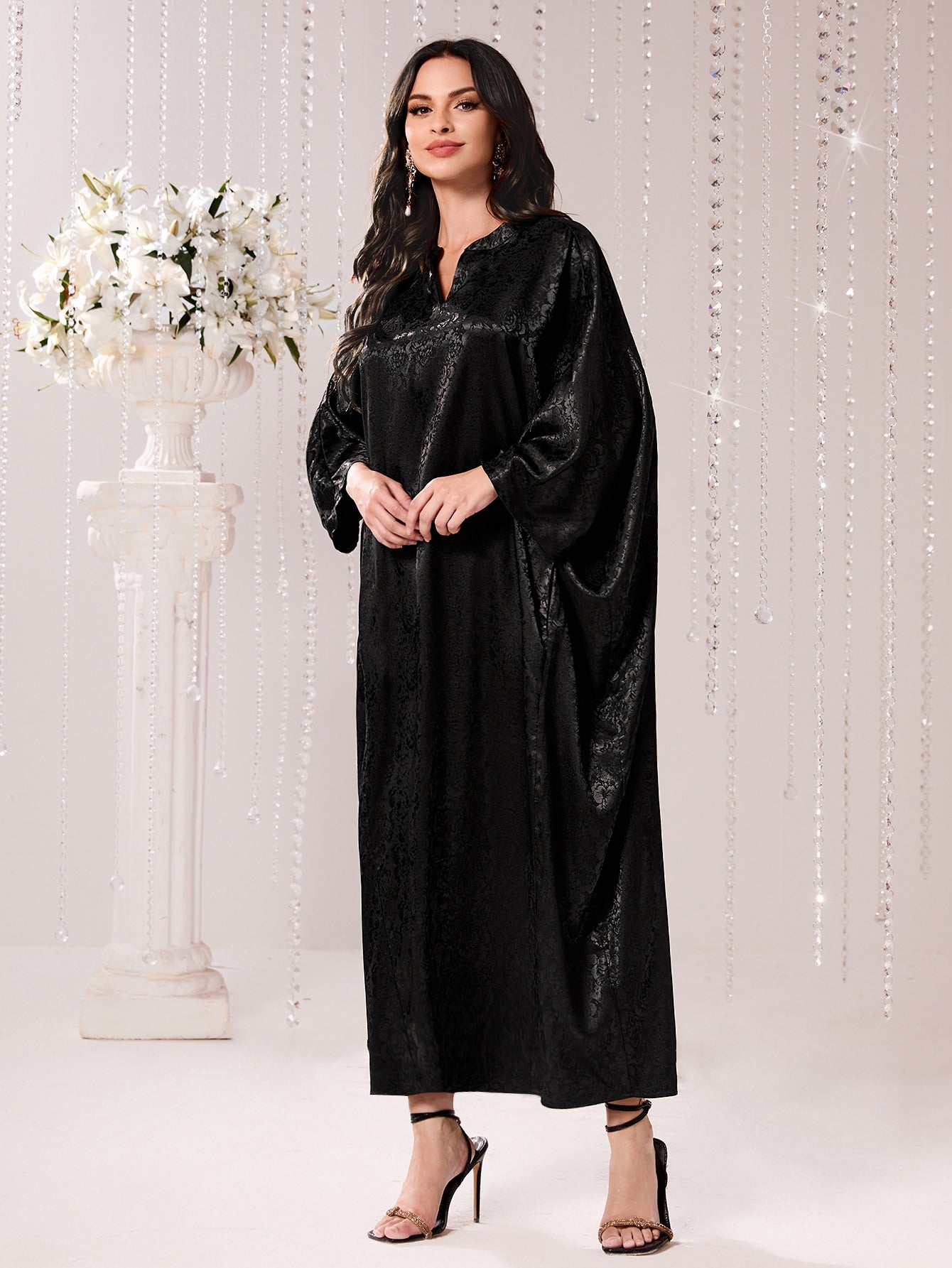 SHEIN Najma Jacquard Notched Batwing Sleeve Kaftan
