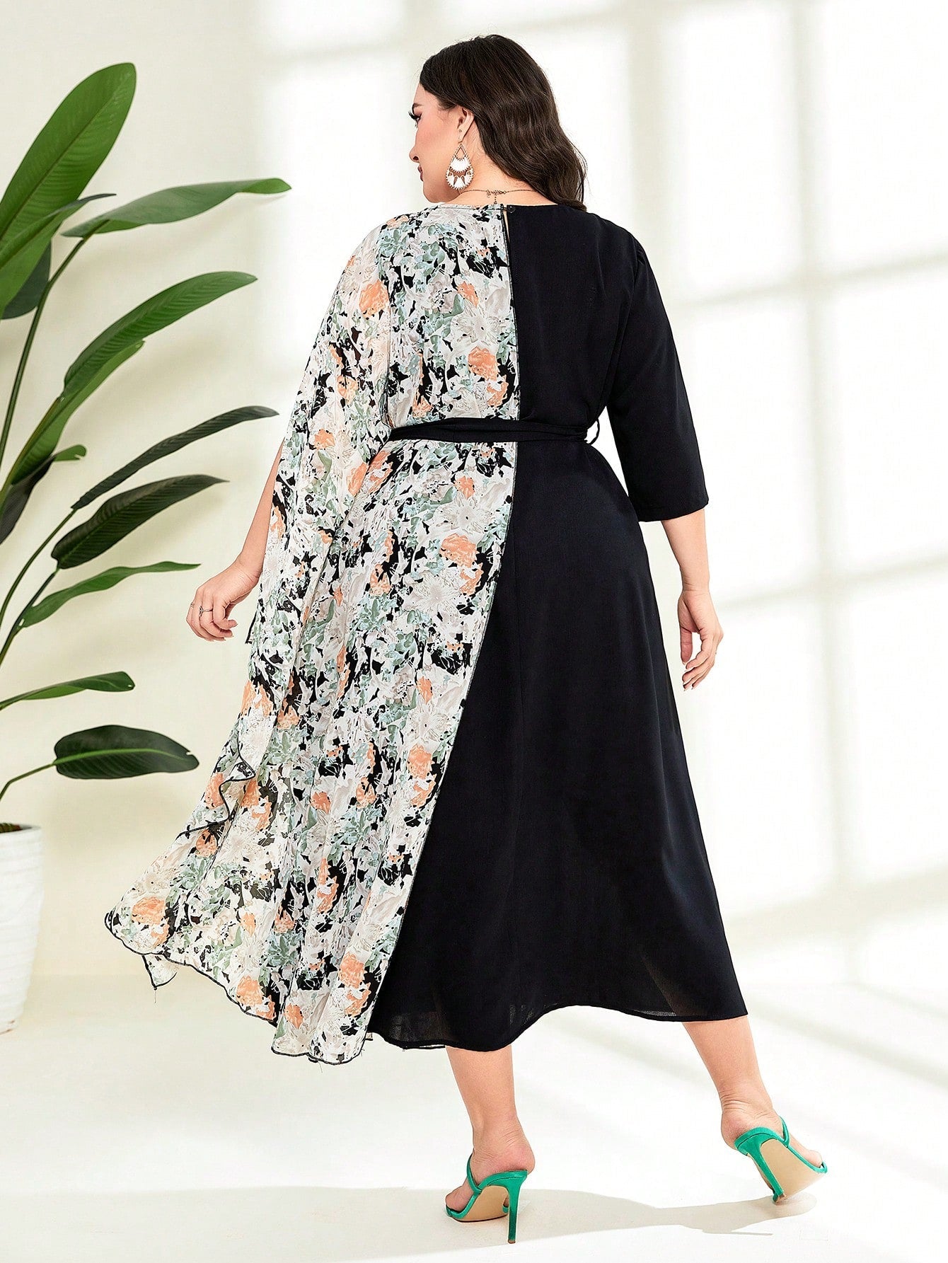 SHEIN Najma plus Floral Print Belted Dress