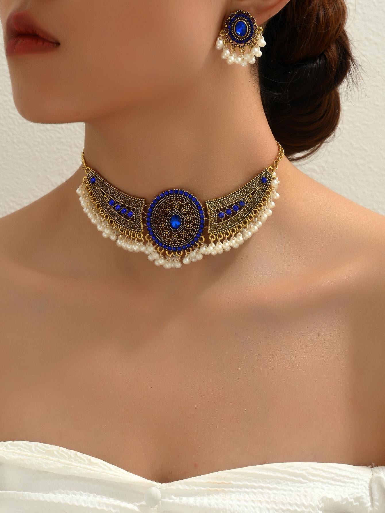 Faux Pearl Decor Necklace & Stud Earrings