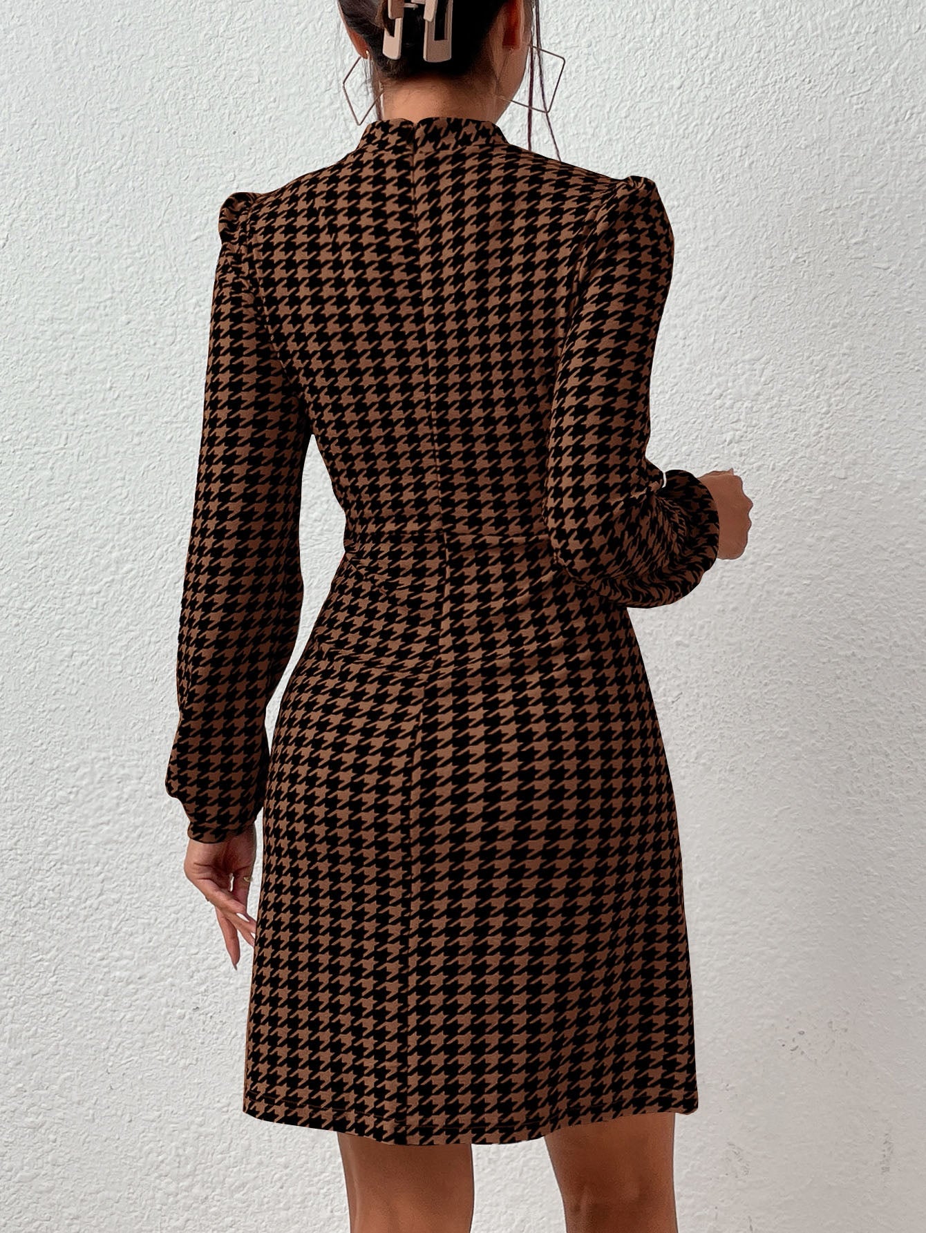 SHEIN Privé Houndstooth Print Mock Neck Lantern Sleeve Dress