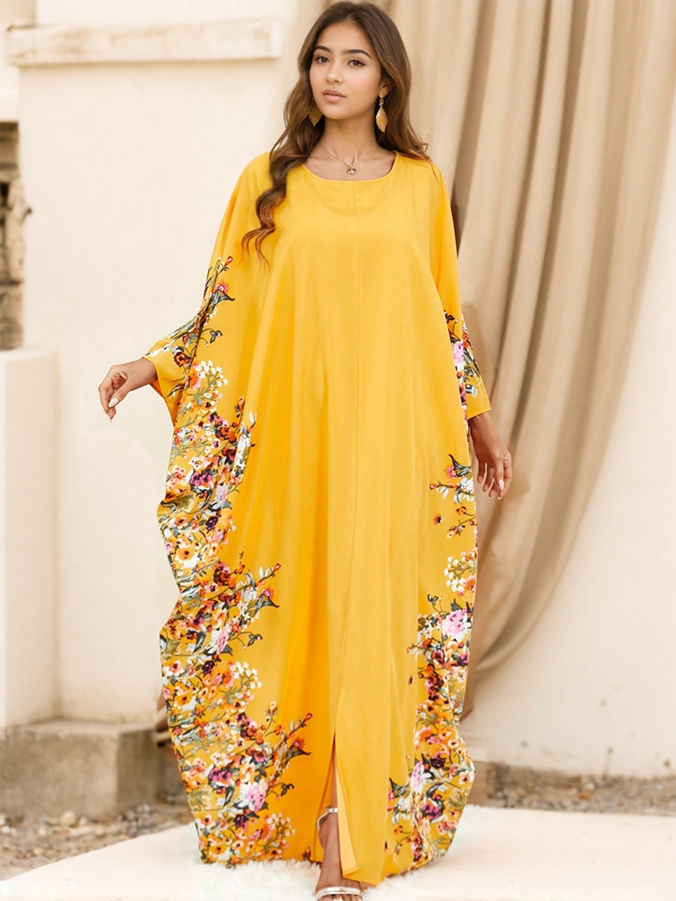 Yellow Batwing Sleeve Loose Floral Arabic Dress