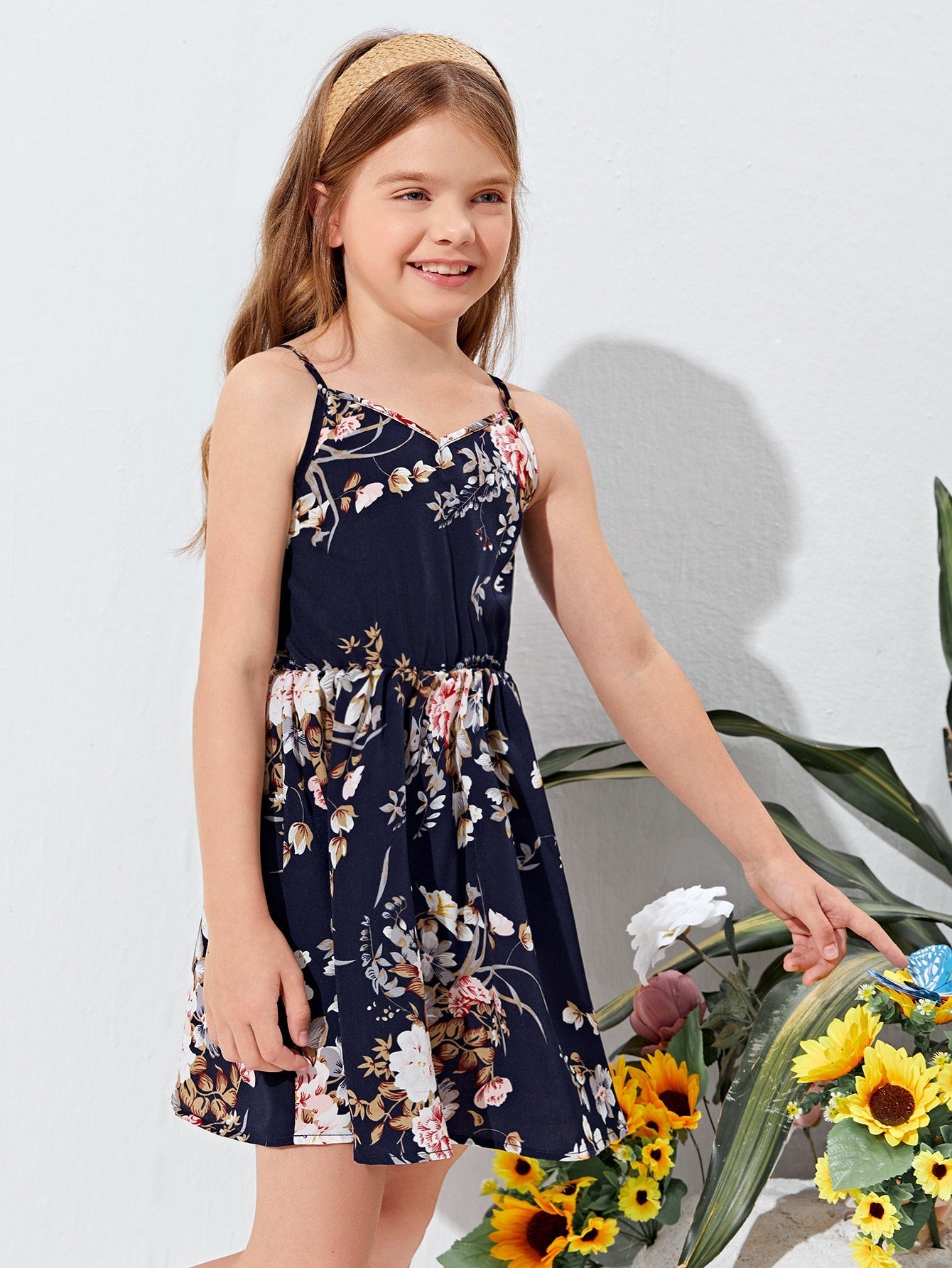 SHEIN Kids SUNSHNE Girls High Waist Floral Print Cami Dress