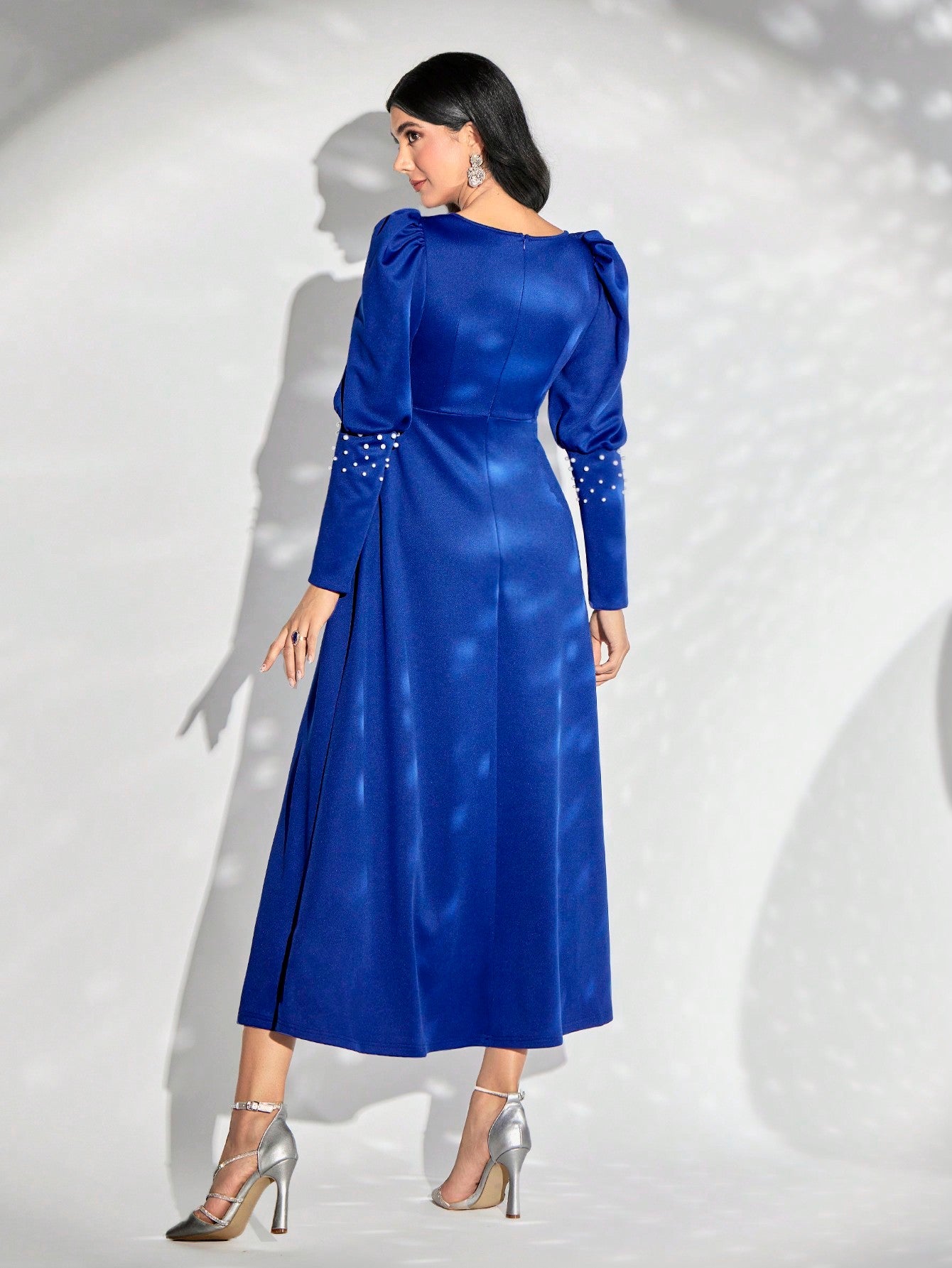 SHEIN Modely Pearls Beaded Sweetheart Neck Gigot Sleeve Dress
