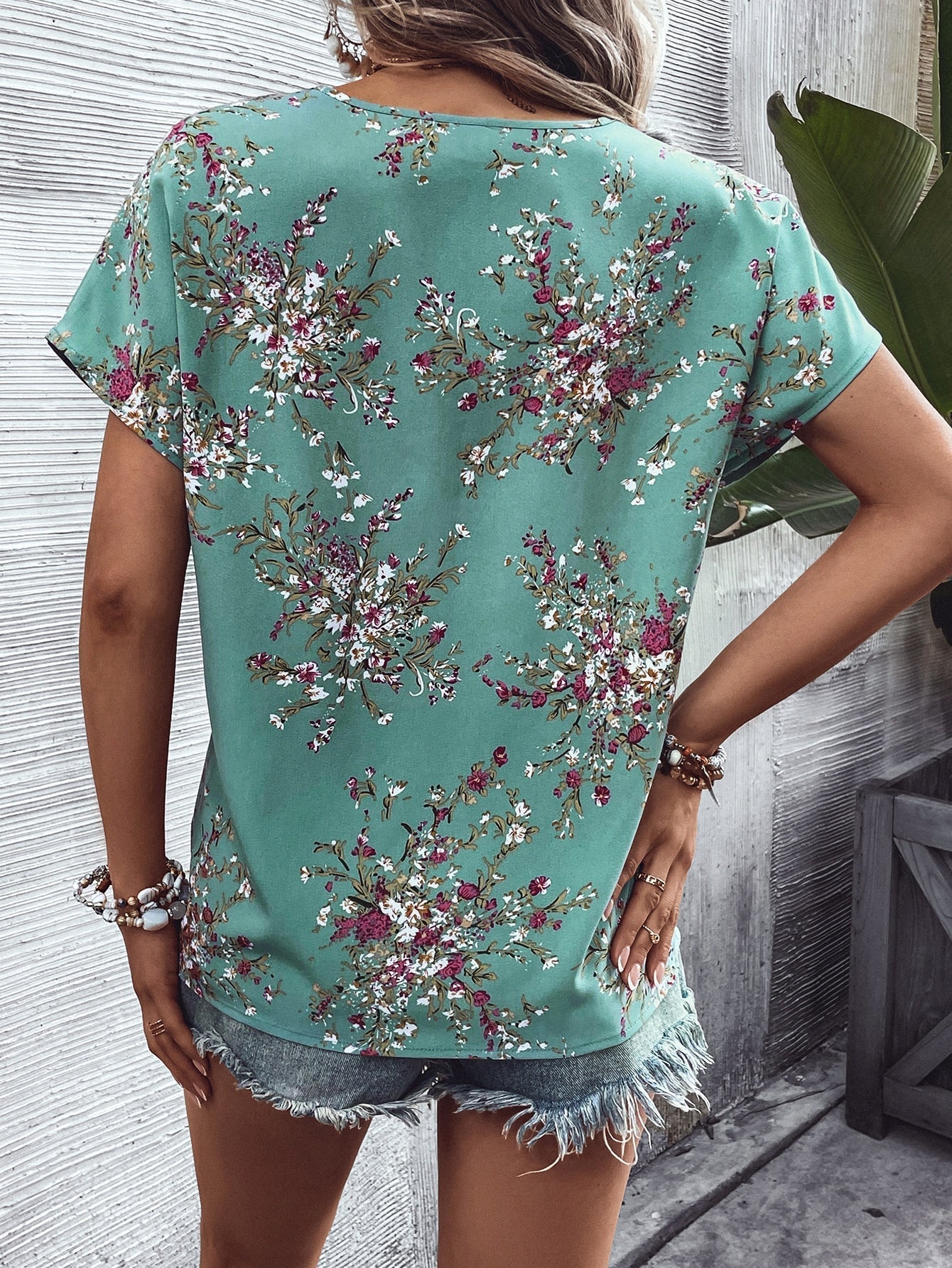 SHEIN LUNE Floral Print Notched Neck Batwing Sleeve Blouse