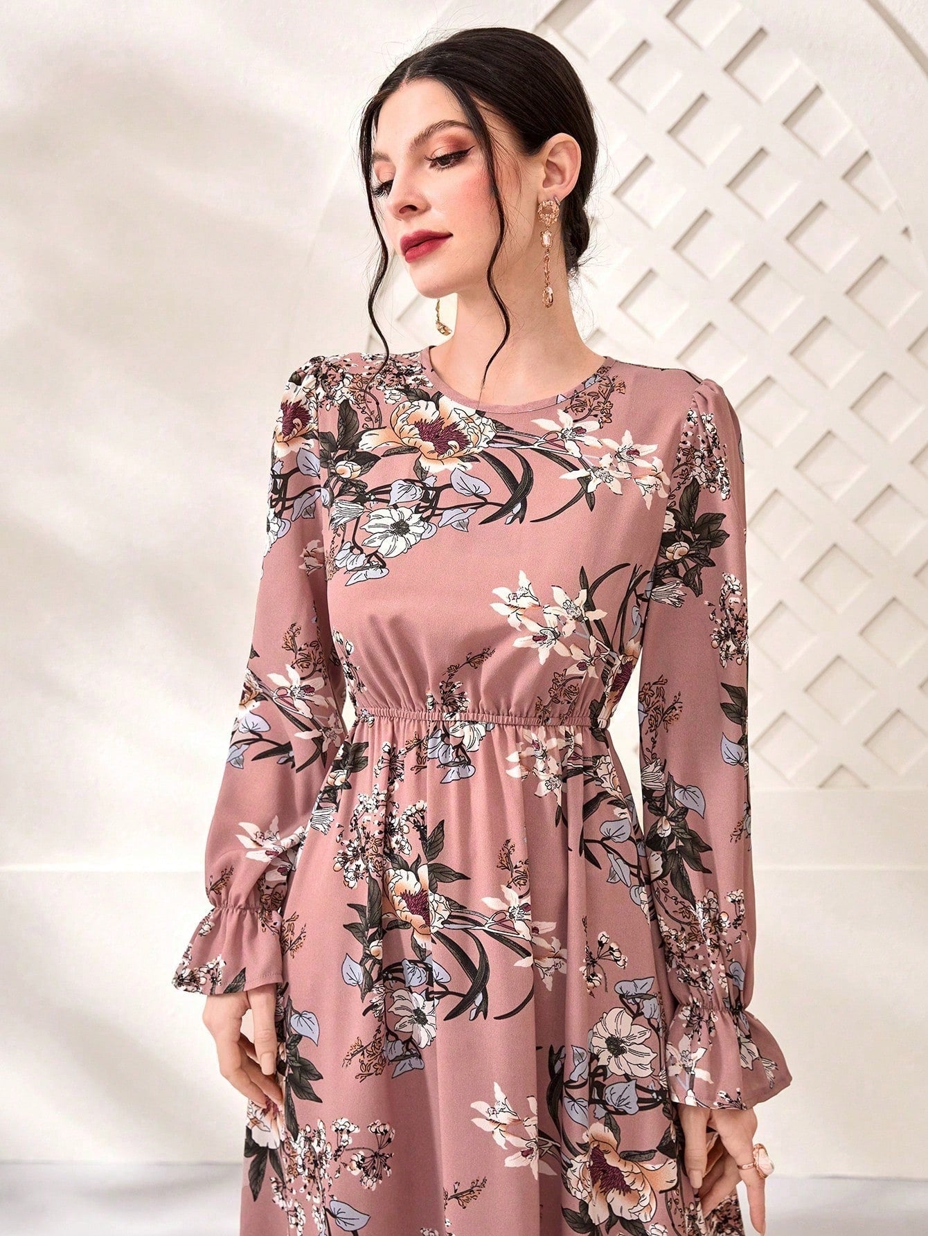 SHEIN Modely Floral Print Flare Sleeve Dress