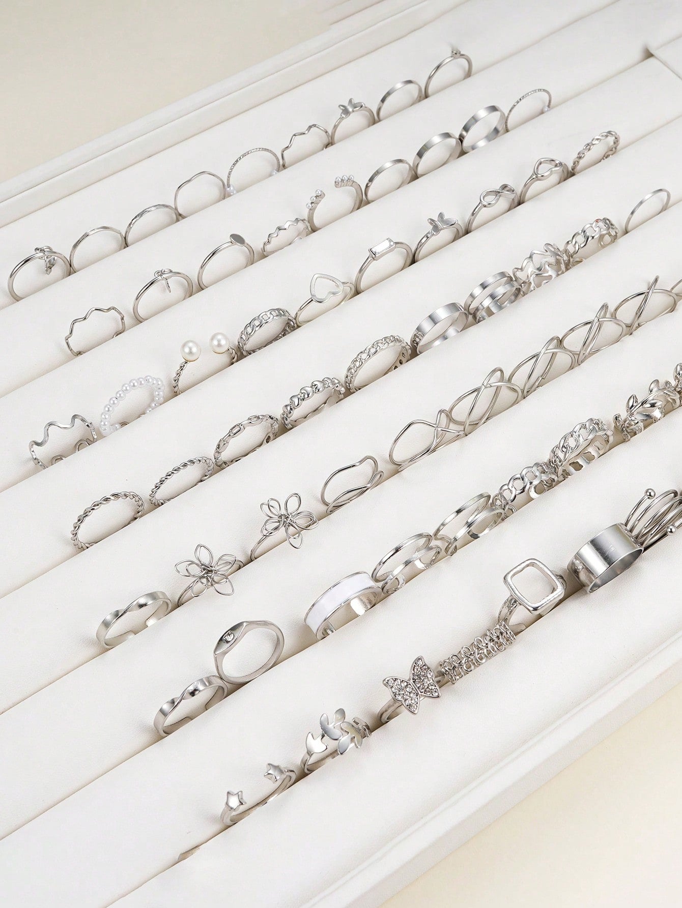 66Pcs Simple Butterfly, Heart & Faux Pearl Design Rings Set for Women, Great for Daily Wear, Dating, Vacation and Gifts (Without Box)