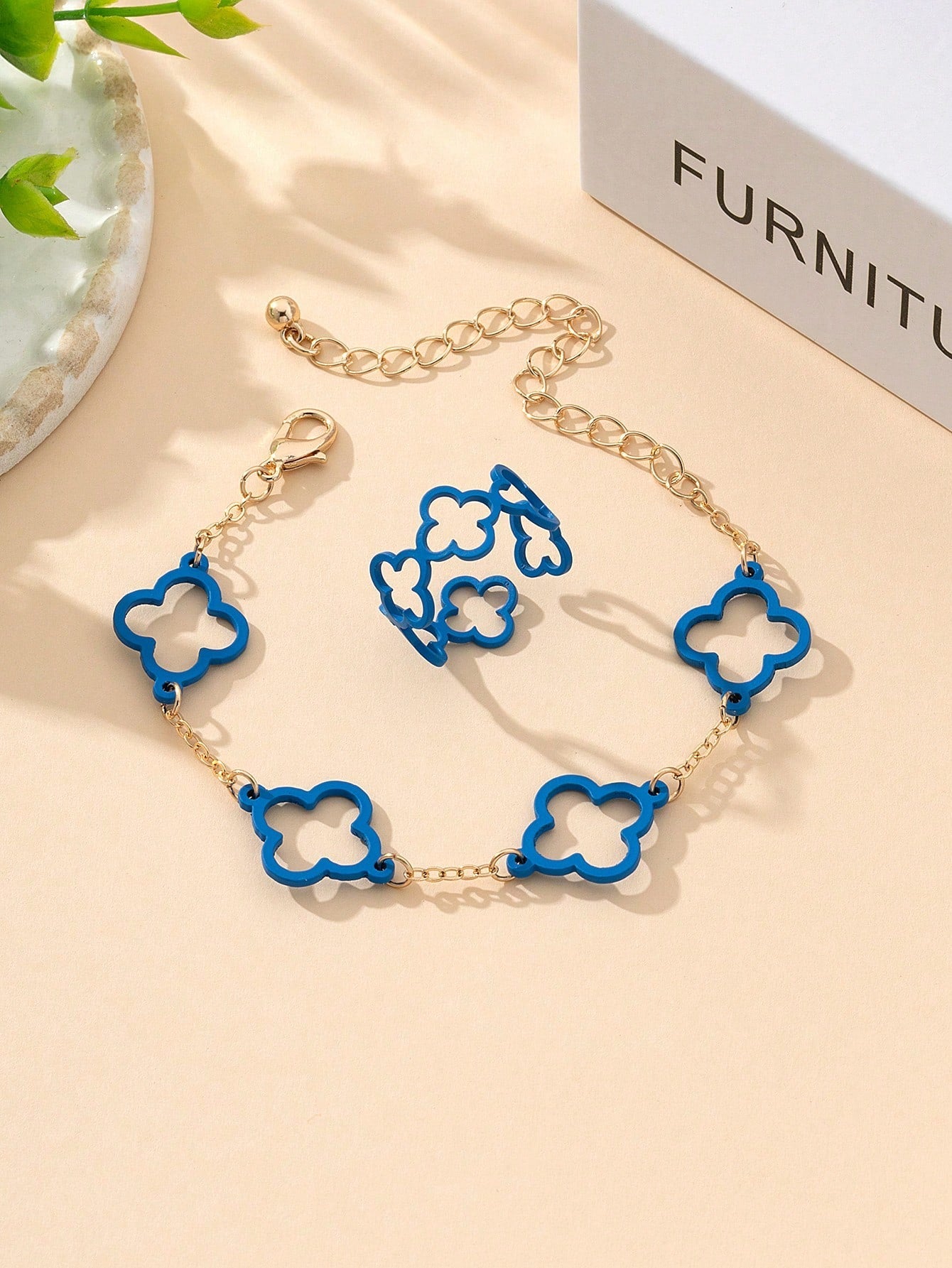 1Set of Lucky Flower Design Bracelet and Ring for Women, Suitable for Daily Wear and Parties, Clover Themed Jewelry