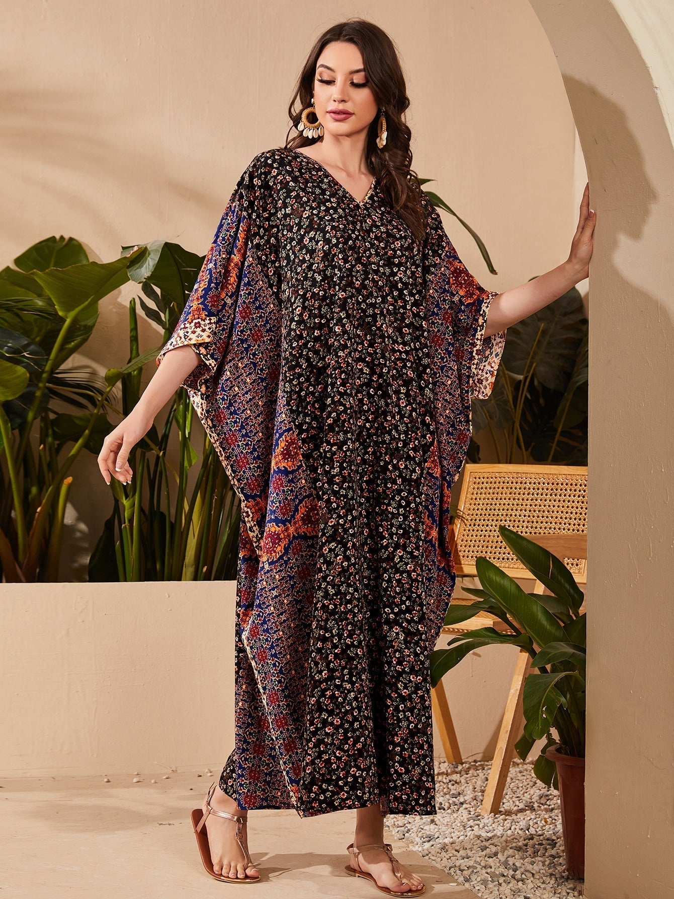 SHEIN Najma V-Neck Batwing Sleeve Ditsy Floral Kaftan