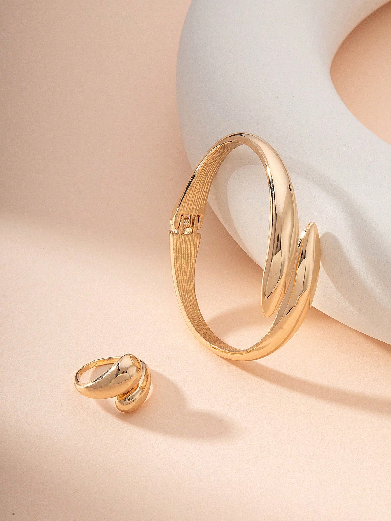 1Pc Geometric Shape Alloy Bangle & Ring Set