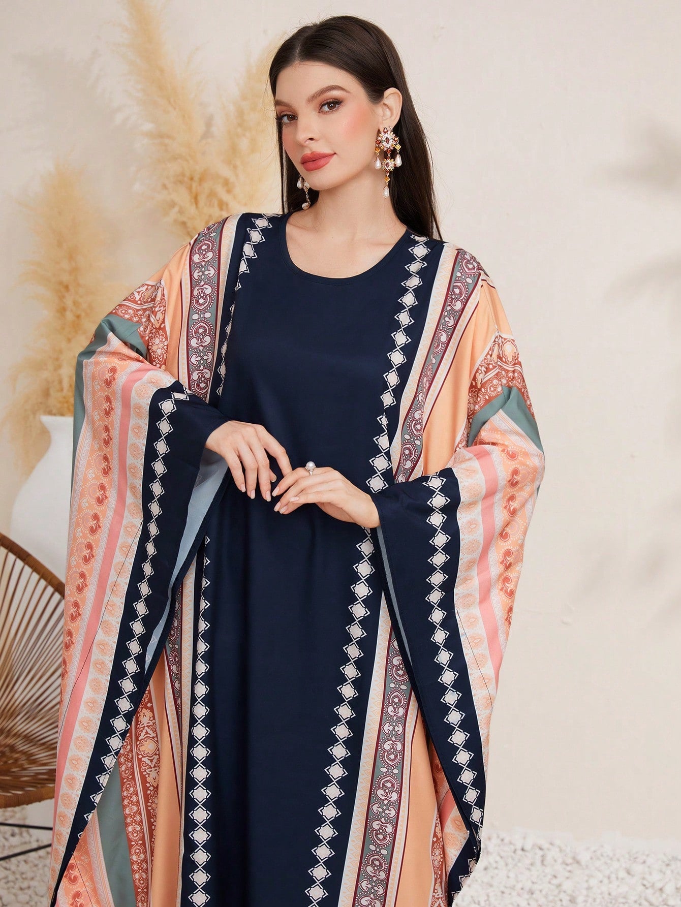 SHEIN Najma Geometric Pattern Batwing Sleeve Kaftan