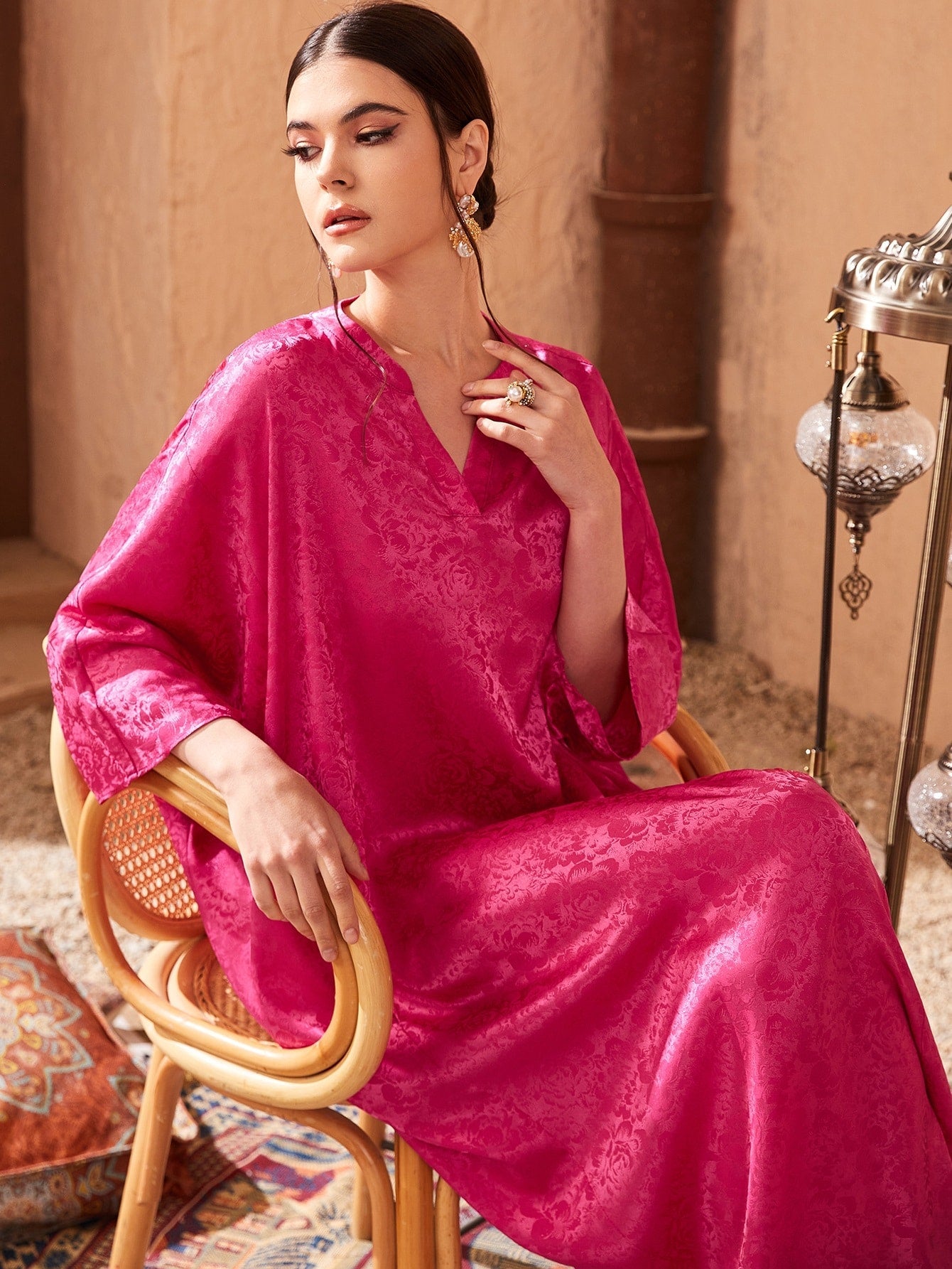 SHEIN Najma Jacquard Notched Batwing Sleeve Kaftan