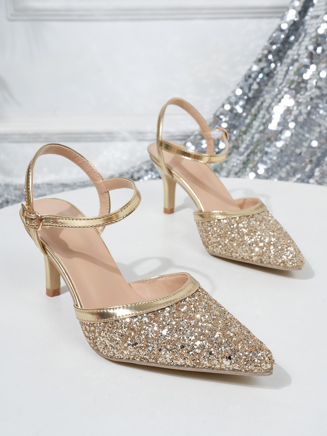 Golden Glittery Peep Toe High Heels with Bow Accent Suitable for Daily Wear