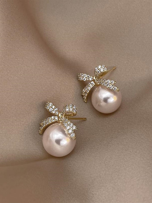 Rhinestone Bow & Faux Pearl Design Stud Earrings