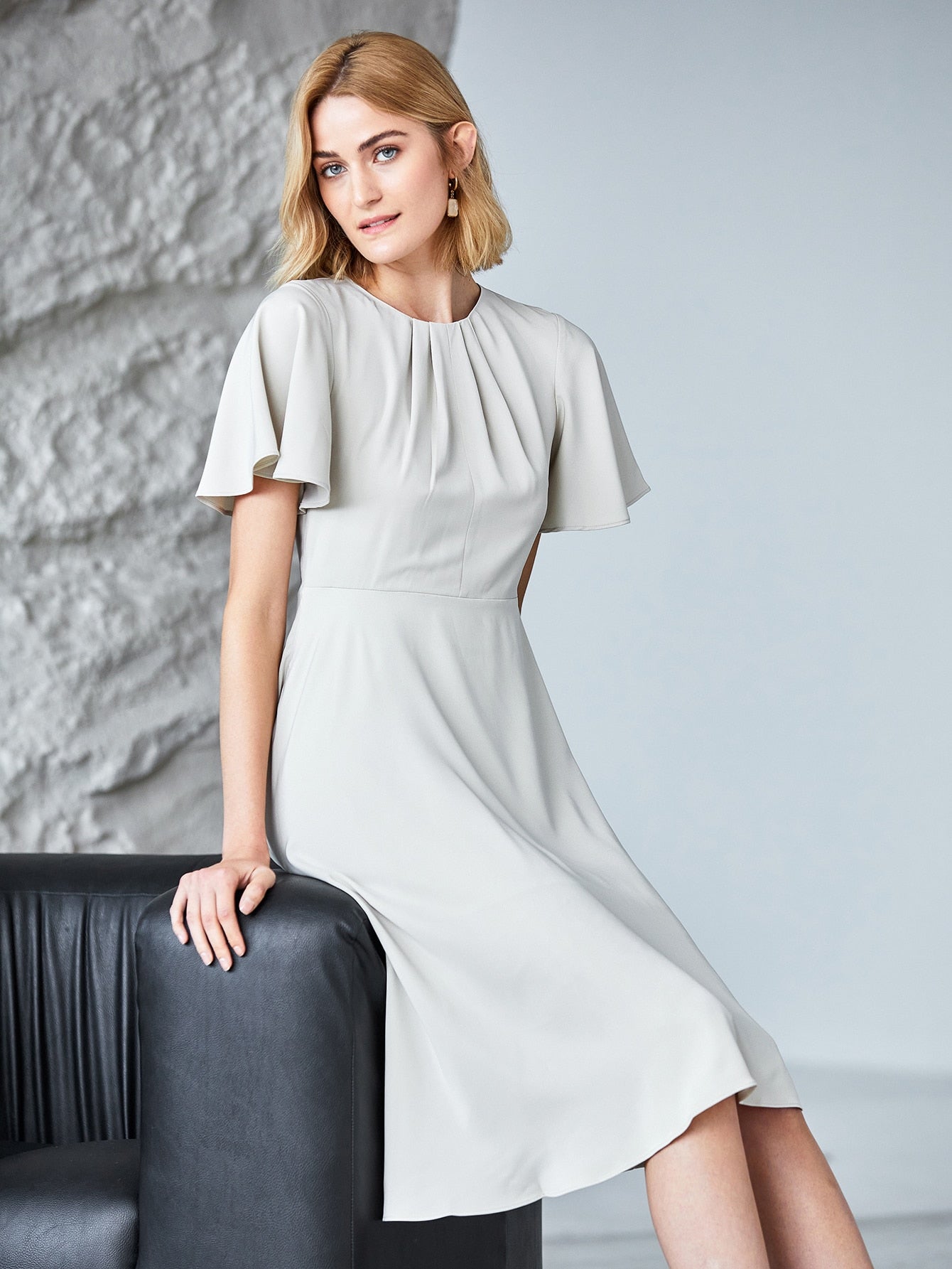 MOTF PREMIUM FLOWY ASYMMETRICAL DRESS