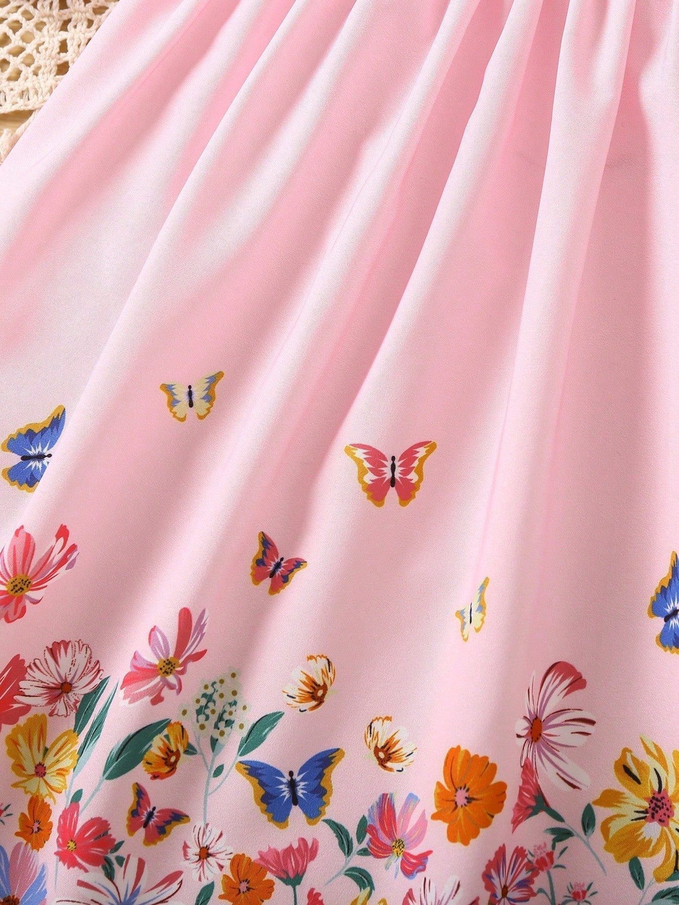 SHEIN Kids EVRYDAY Young Girl Pink Floral Print Butterfly-Shaped Romantic Dress with round Neckline for Summer