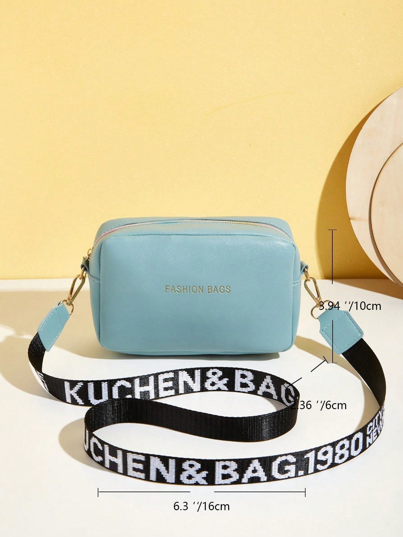 Trendy Square Mini Crossbody Bag with Wide Strap Phone Lipstick Coin Bag Shoulder Bag for Daily Use