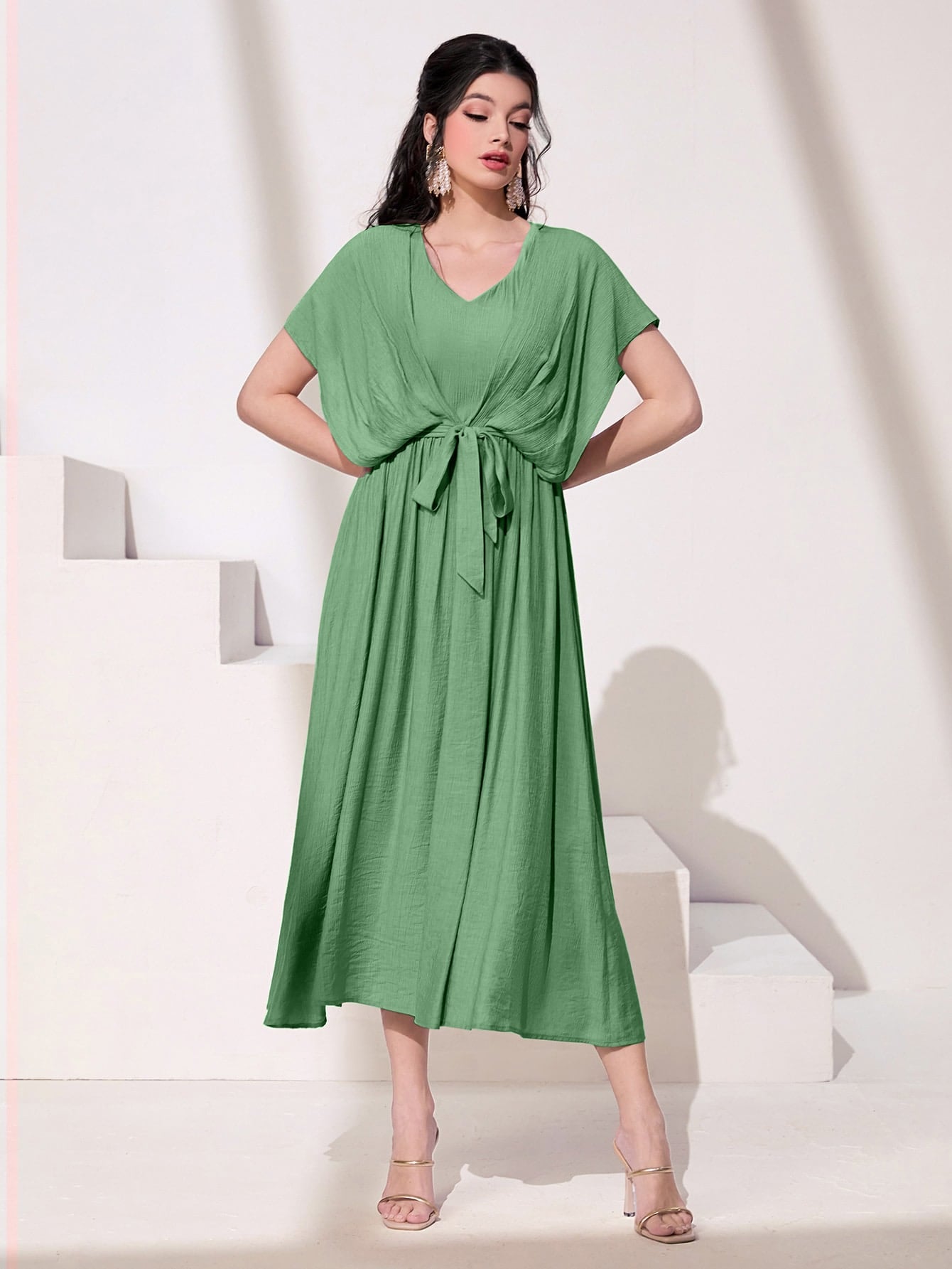 SHEIN Najma Solid Batwing Sleeve Zipper Back Dress