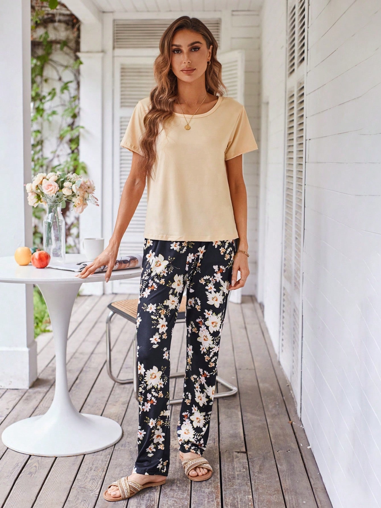 Solid Tee & Floral Print Pants PJ Set