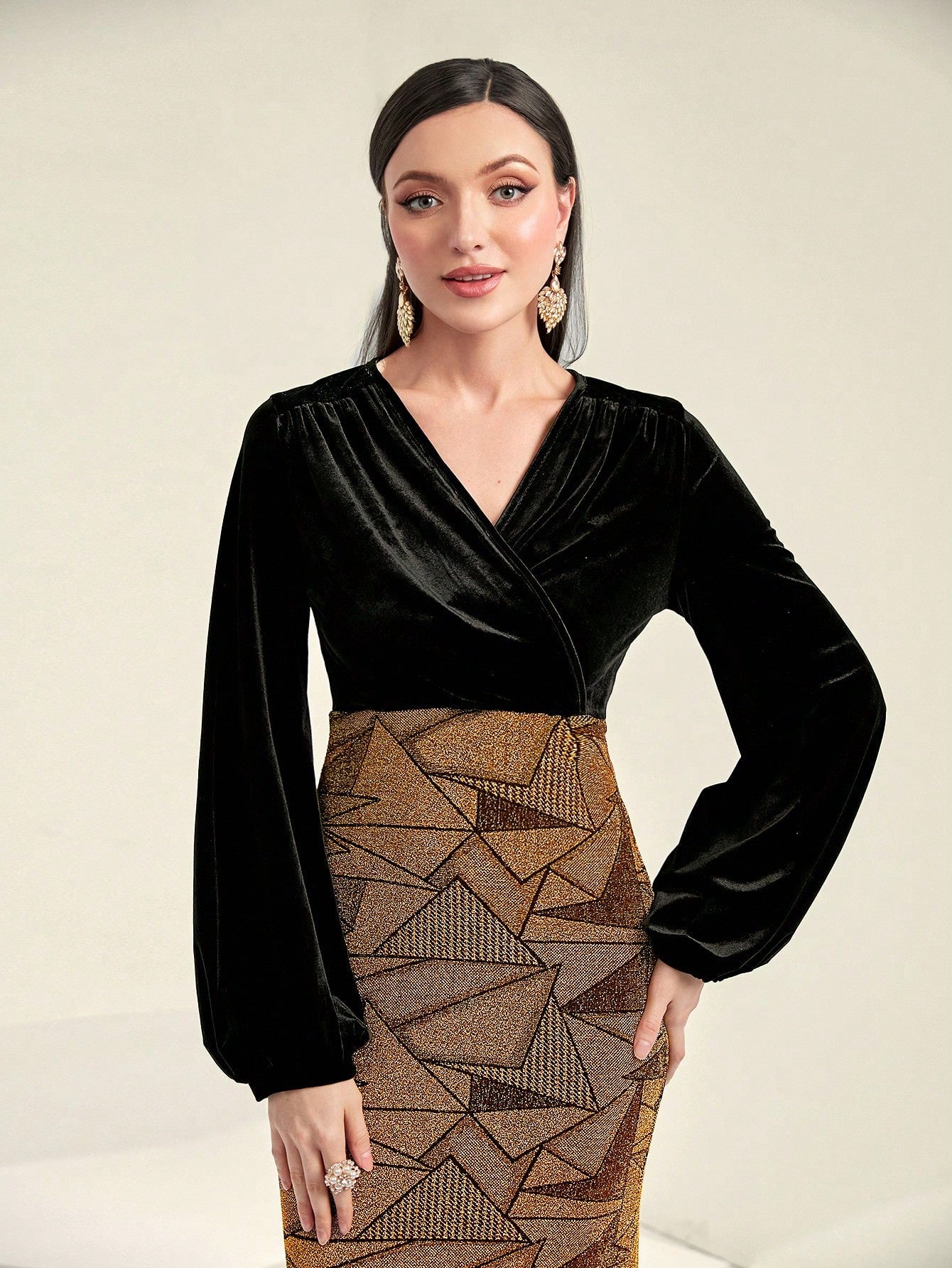 SHEIN Modely Graphic Print Lantern Sleeve Split Back Dress