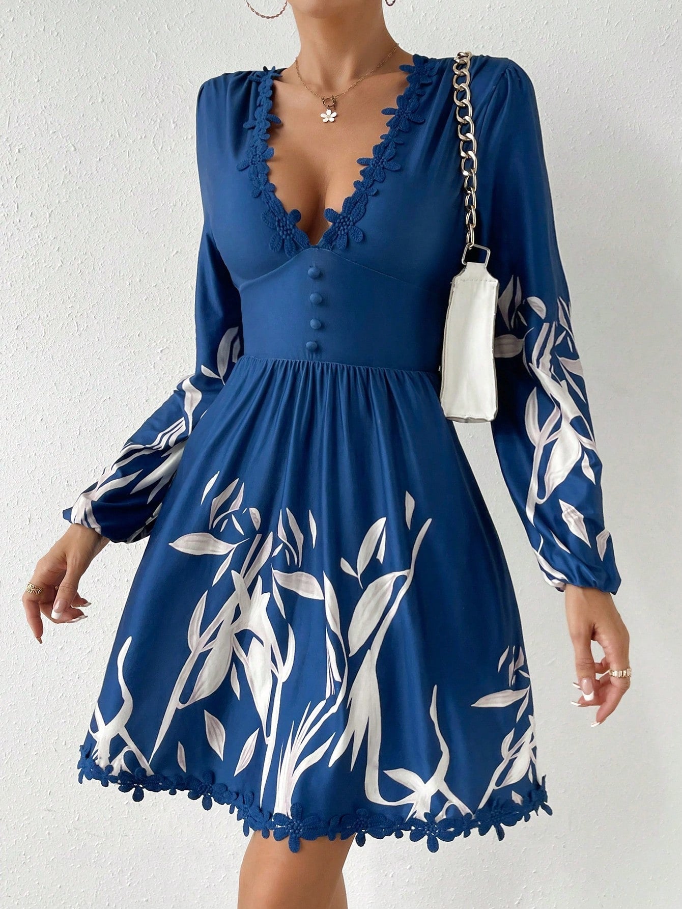SHEIN VCAY Plants Print Guipure Lace Trim Lantern Sleeve Dress