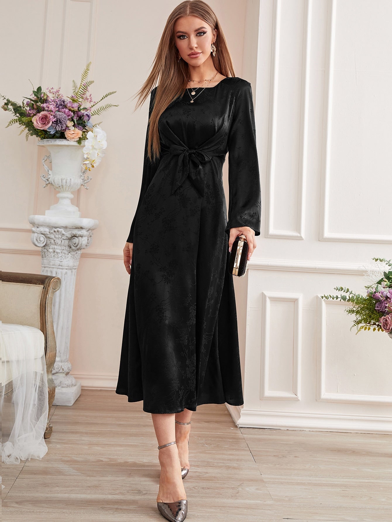 SHEIN Modely Jacquard Trumpet Sleeve Dress