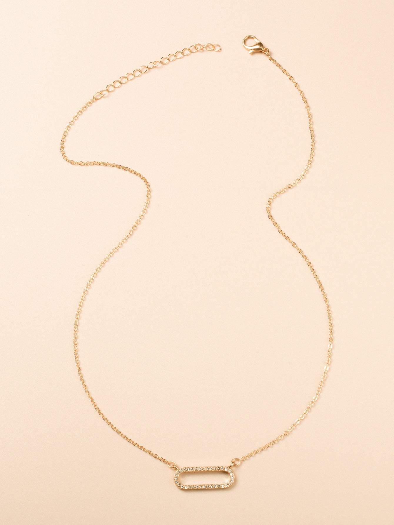 Rhinestone Decor Pendant Necklace