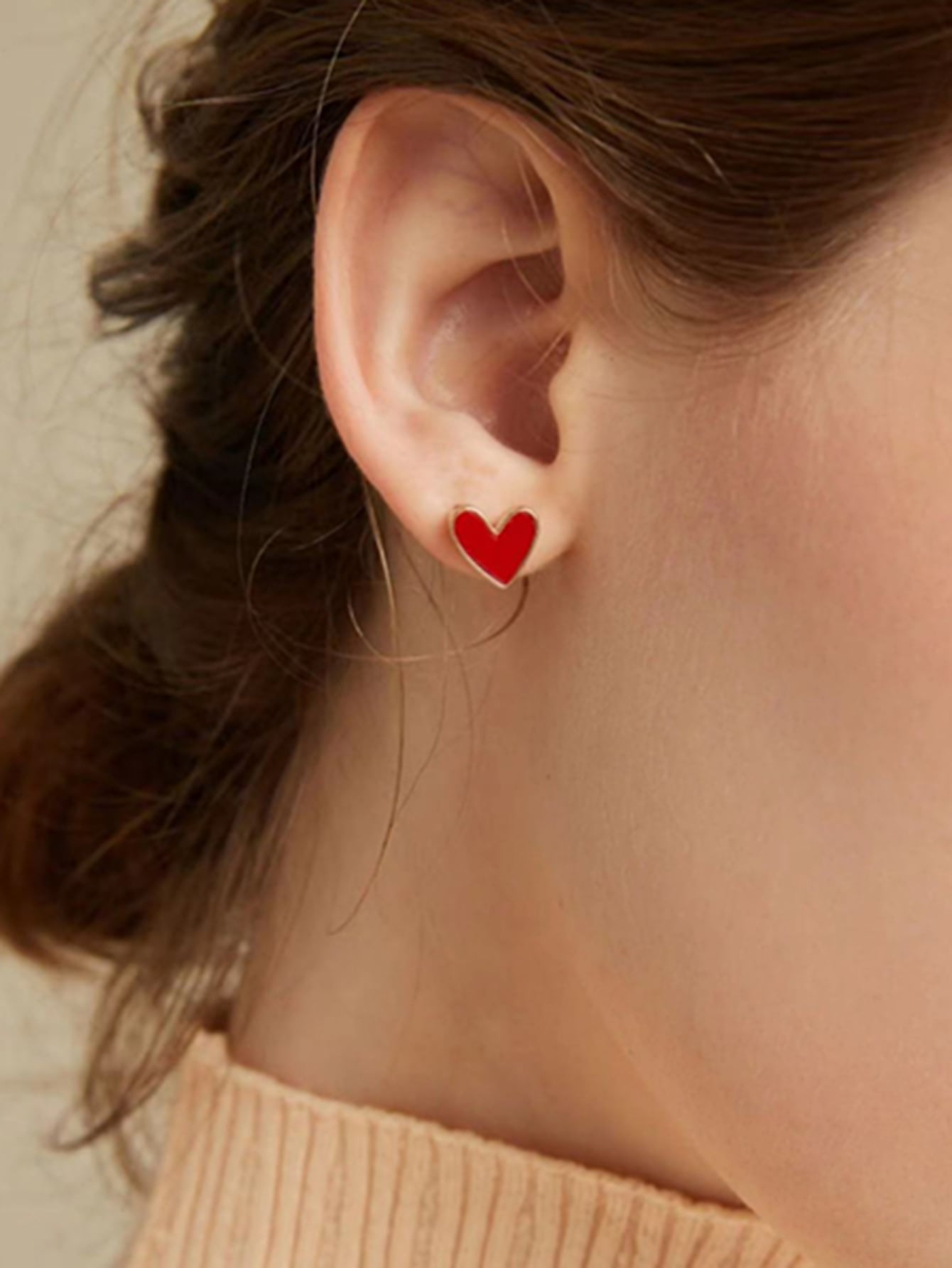 1Pair Heart Shaped Stud Earrings Suitable for Daily Wear