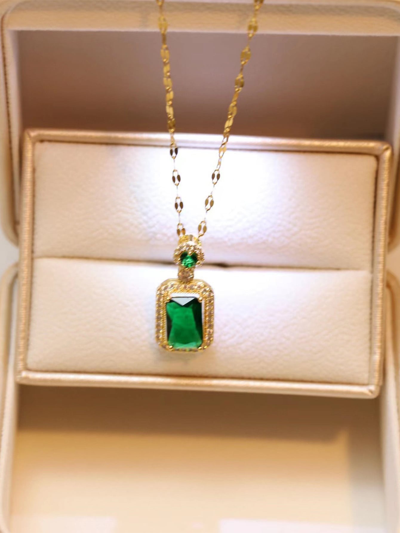 4Pcs Women'S Deluxe Square Shaped Jewelry Set with Rhinestone Decoration, Including 1 Necklace, 2 Earrings and 1 Ring, Suitable for Various Occasions Such as Daily Wear and Parties, Best Gift Choice