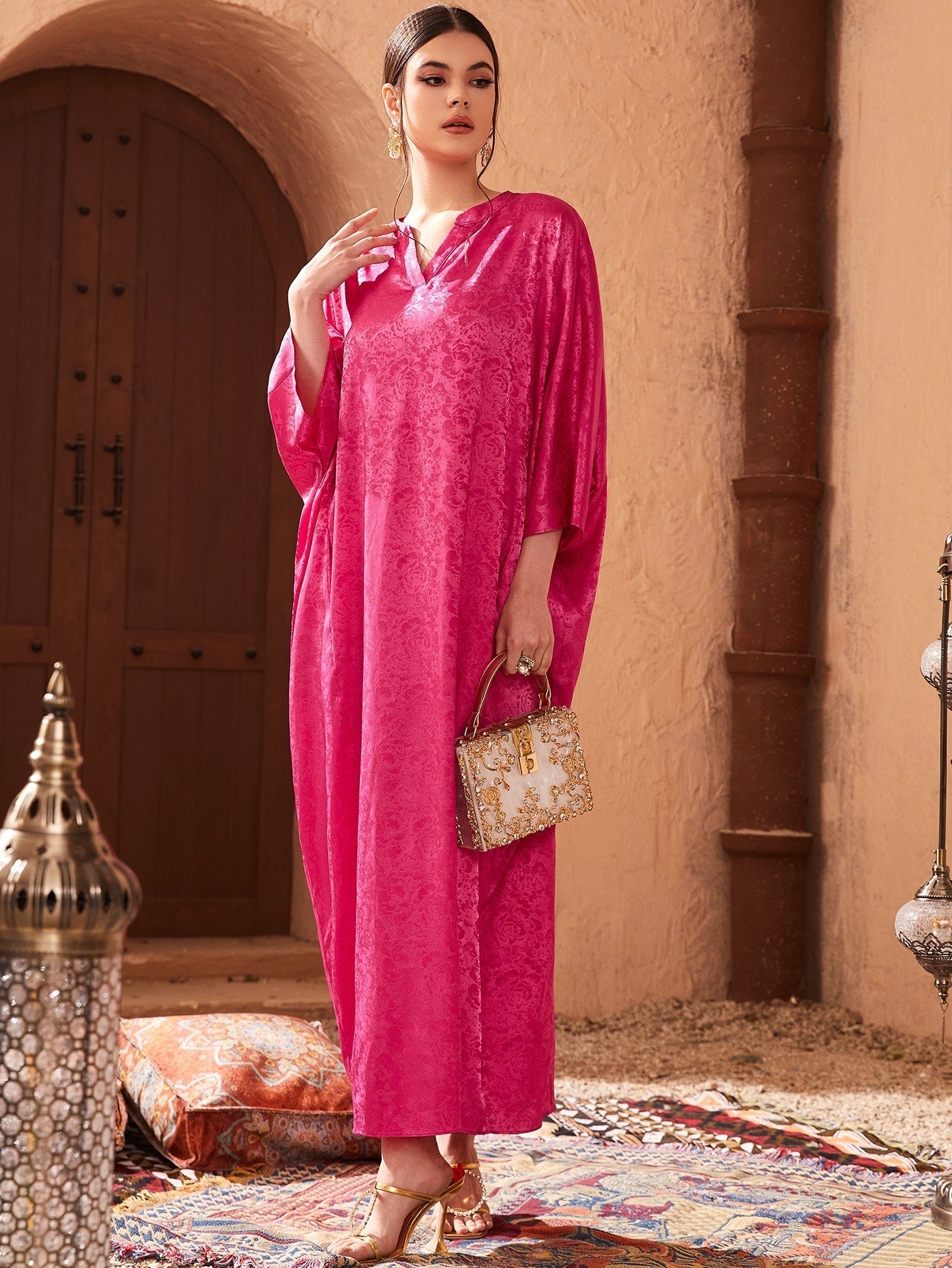 SHEIN Najma Jacquard Notched Batwing Sleeve Kaftan