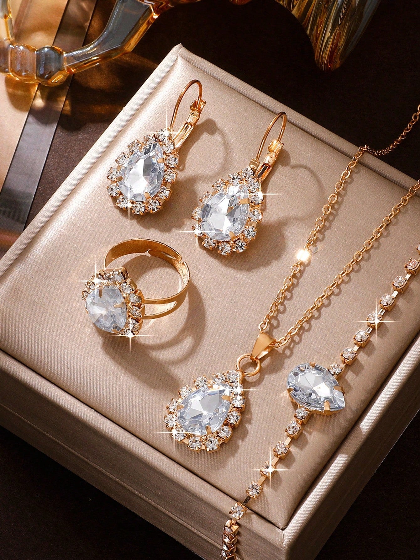5Pcs/Set Women'S Drip-Shaped Rhinestone Jewelry Set