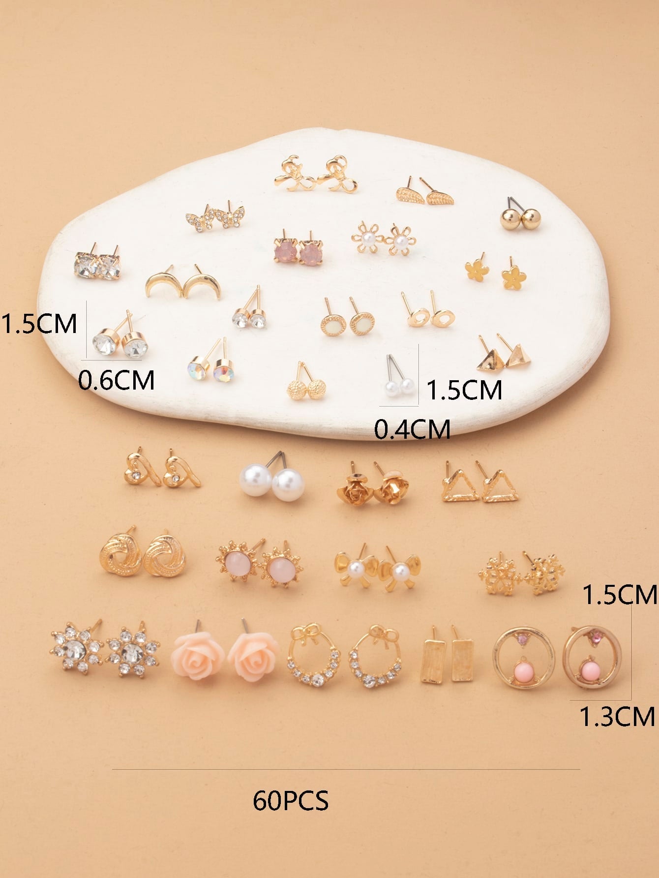 1Card/60Pcs Stylish Floral, Moon & Butterfly Shaped Everyday Simple Earrings