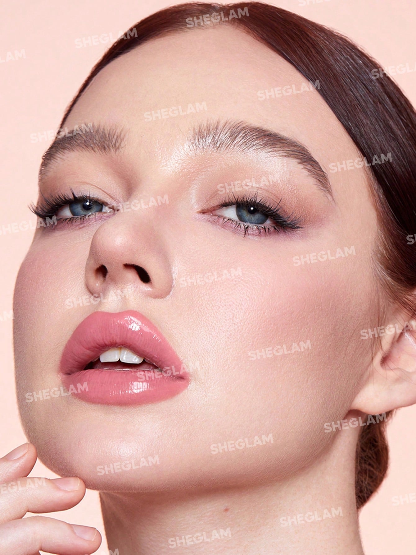 SHEGLAM Pout Pillow Cushion Lip Gloss-Sweet Dreamz Moisturizing Liquid Lipstick High Shine Finish Sponge Tip Applicator Moisturizing Non-Sticky Lip Glaze Pink Rosa Lip Gloss