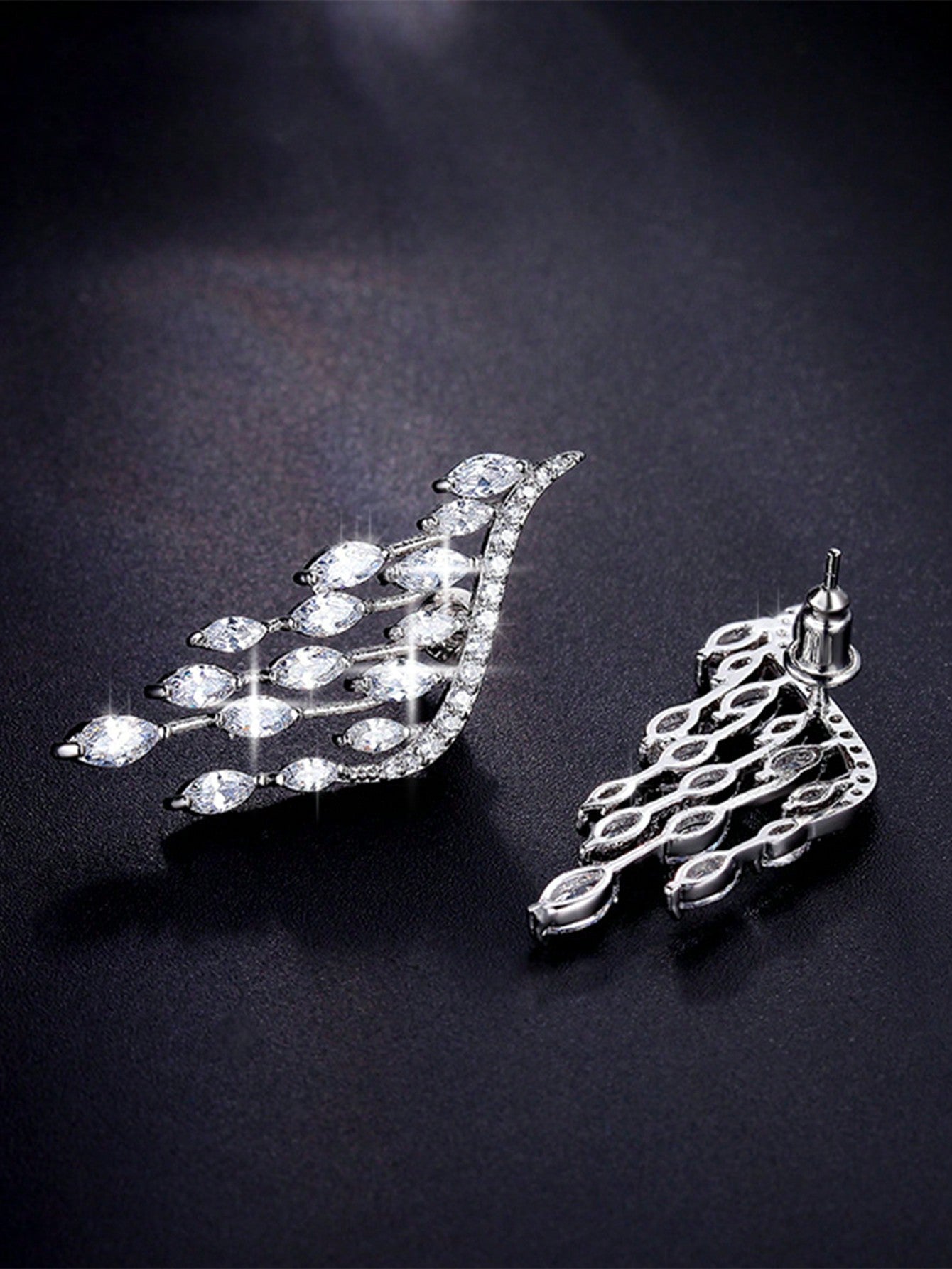 1Pair Fashionable & Exquisite Wing Shape Cubic Zirconia Waterdrop Bridal Luxury Evening Gift Versatile Personality Women Earrings