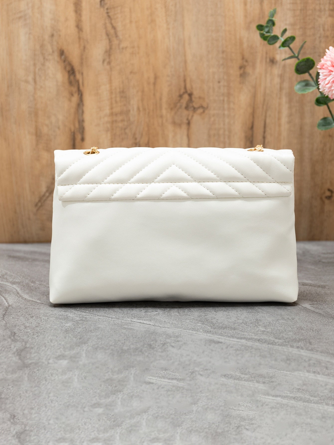 Chevron Pattern Chain Square Bag