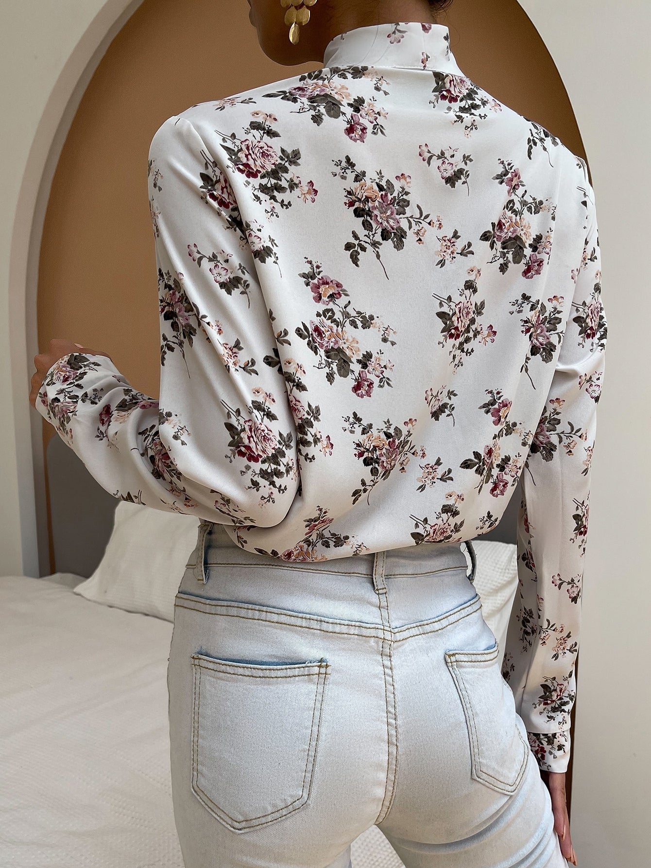 Tie Neck Floral Print Blouse