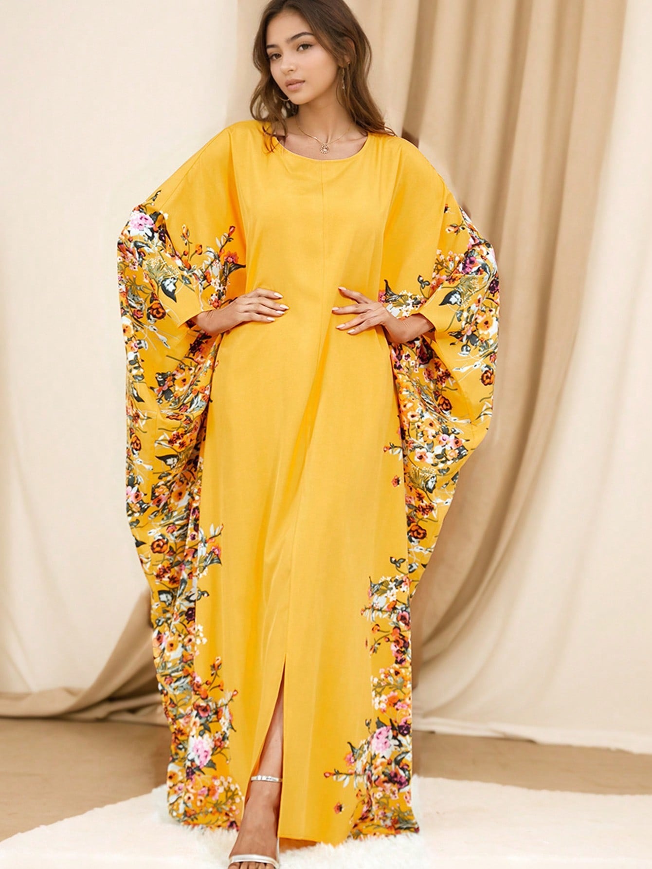 Yellow Batwing Sleeve Loose Floral Arabic Dress