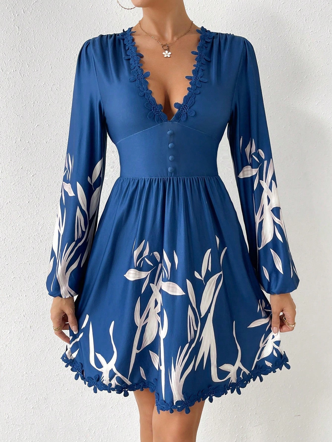 SHEIN VCAY Plants Print Guipure Lace Trim Lantern Sleeve Dress