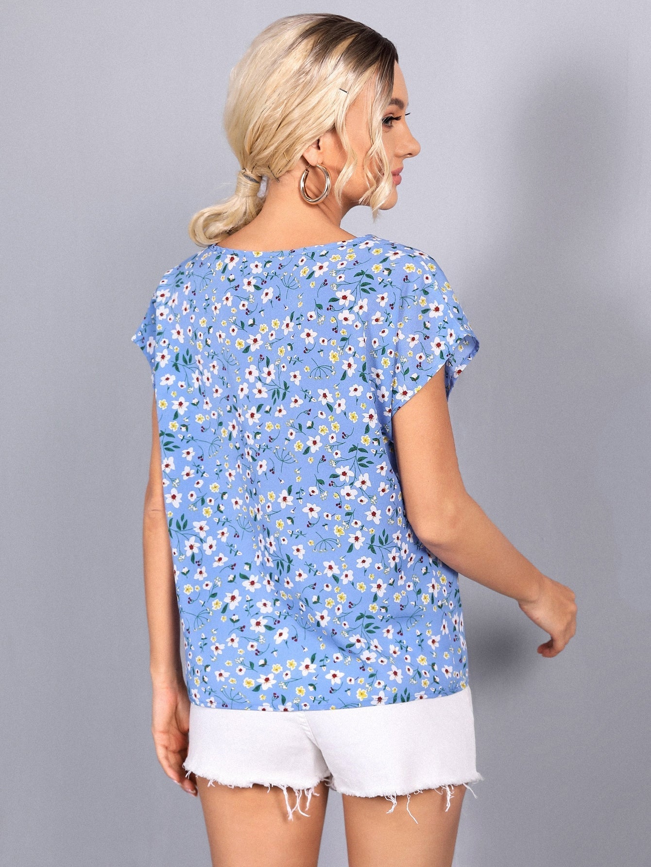 SHEIN LUNE Floral Print Top