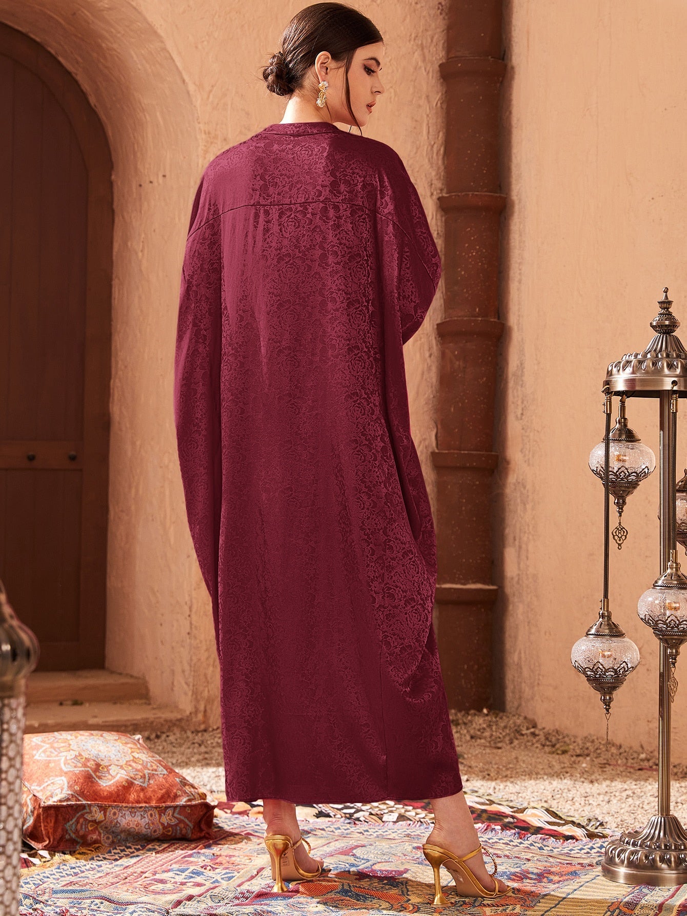 SHEIN Najma Jacquard Notched Neck Batwing Sleeve Kaftan