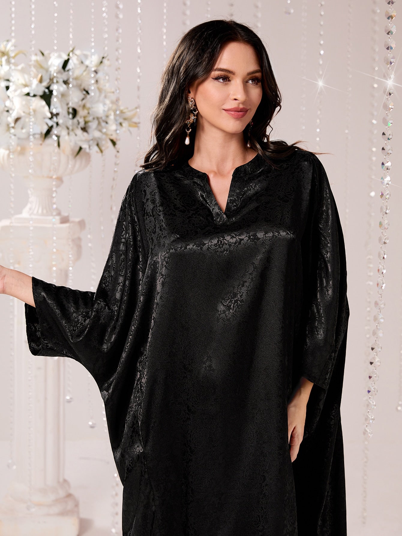SHEIN Najma Jacquard Notched Batwing Sleeve Kaftan