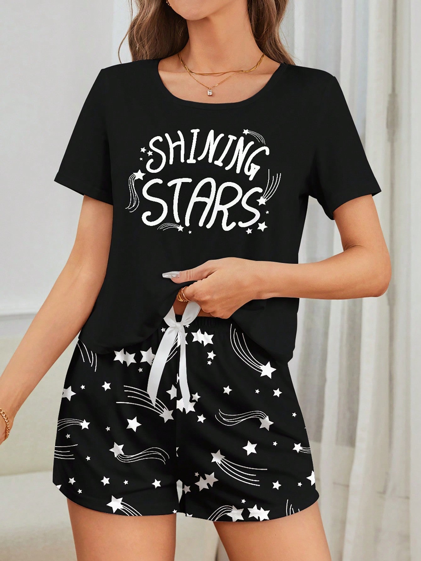 Ladies' Pajamas Set with Text & Star Print