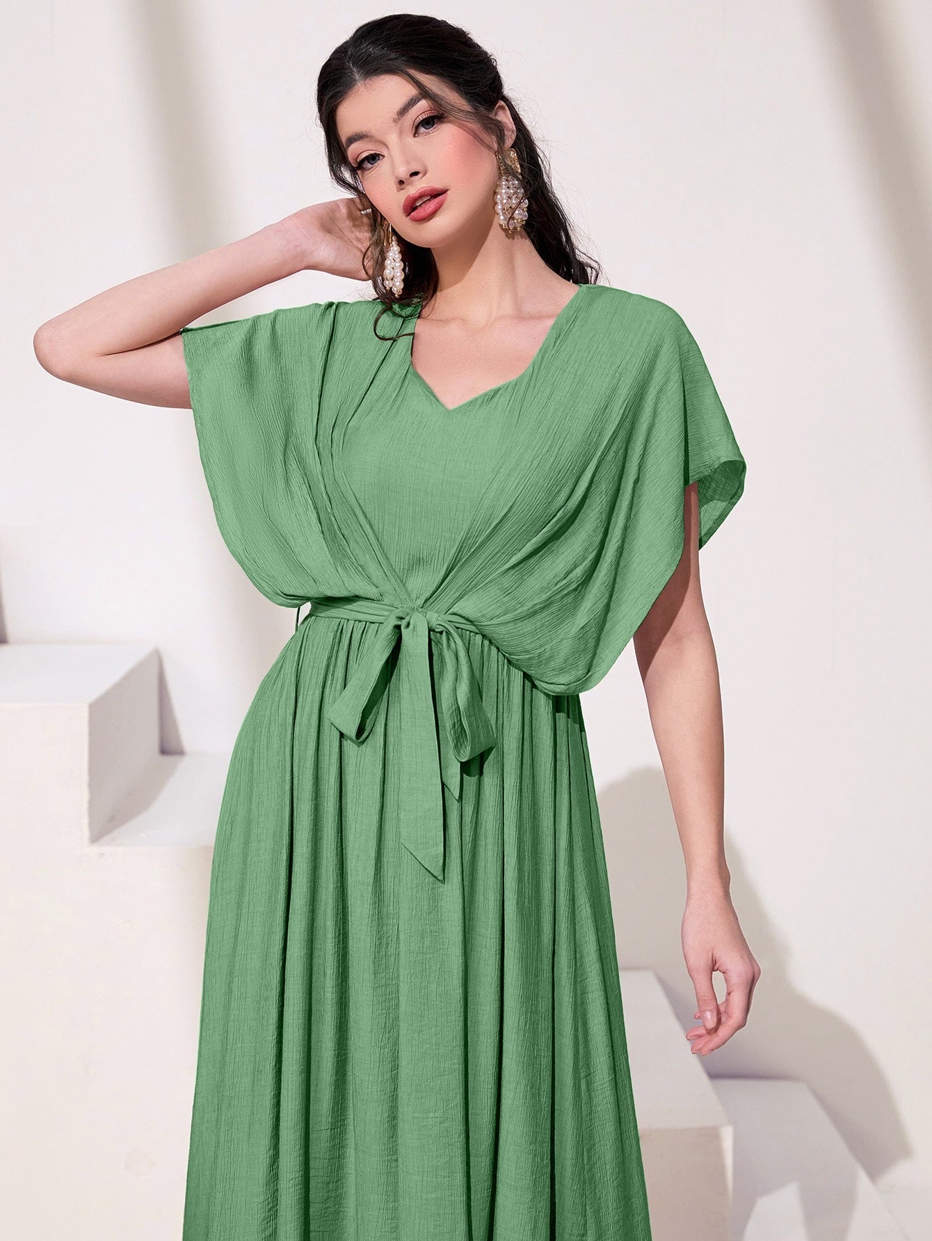 SHEIN Najma Solid Batwing Sleeve Zipper Back Dress