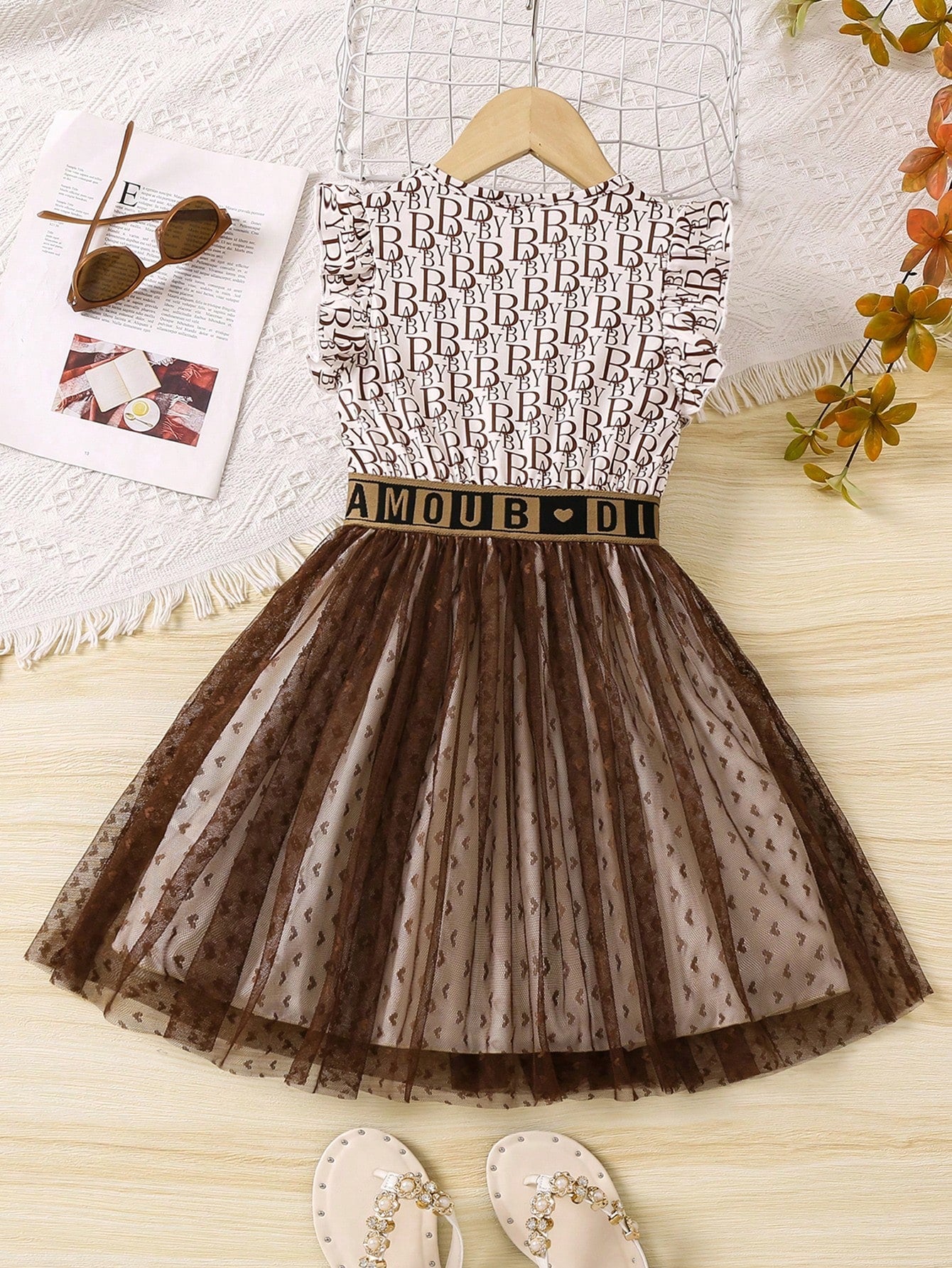 SHEIN Kids EVRYDAY Young Girls' Princess Style, Romantic & Elegant Mesh Dress with Letter Print