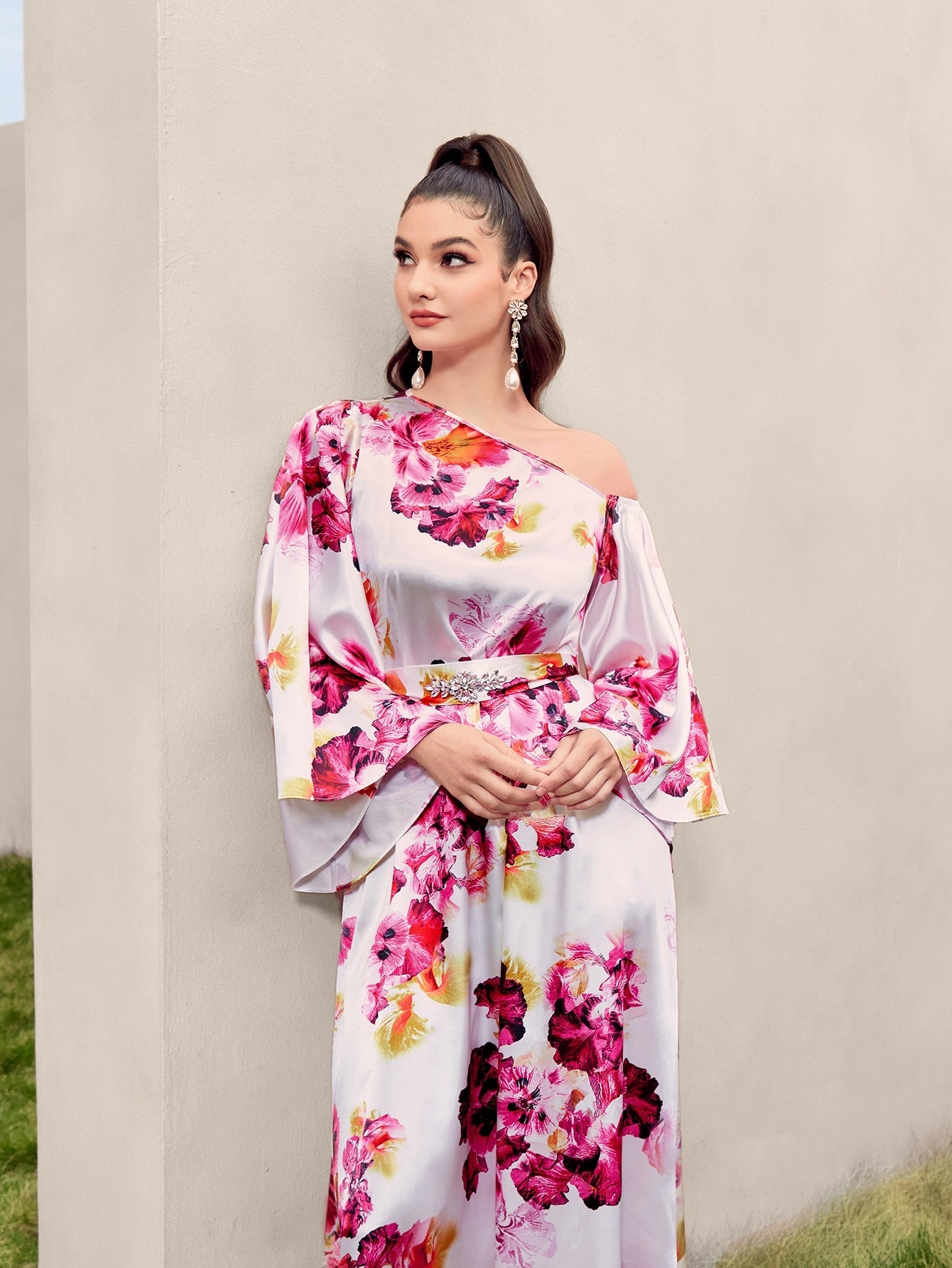 SHEIN Modely Floral Print Asymmetrical Neck Belted Dress