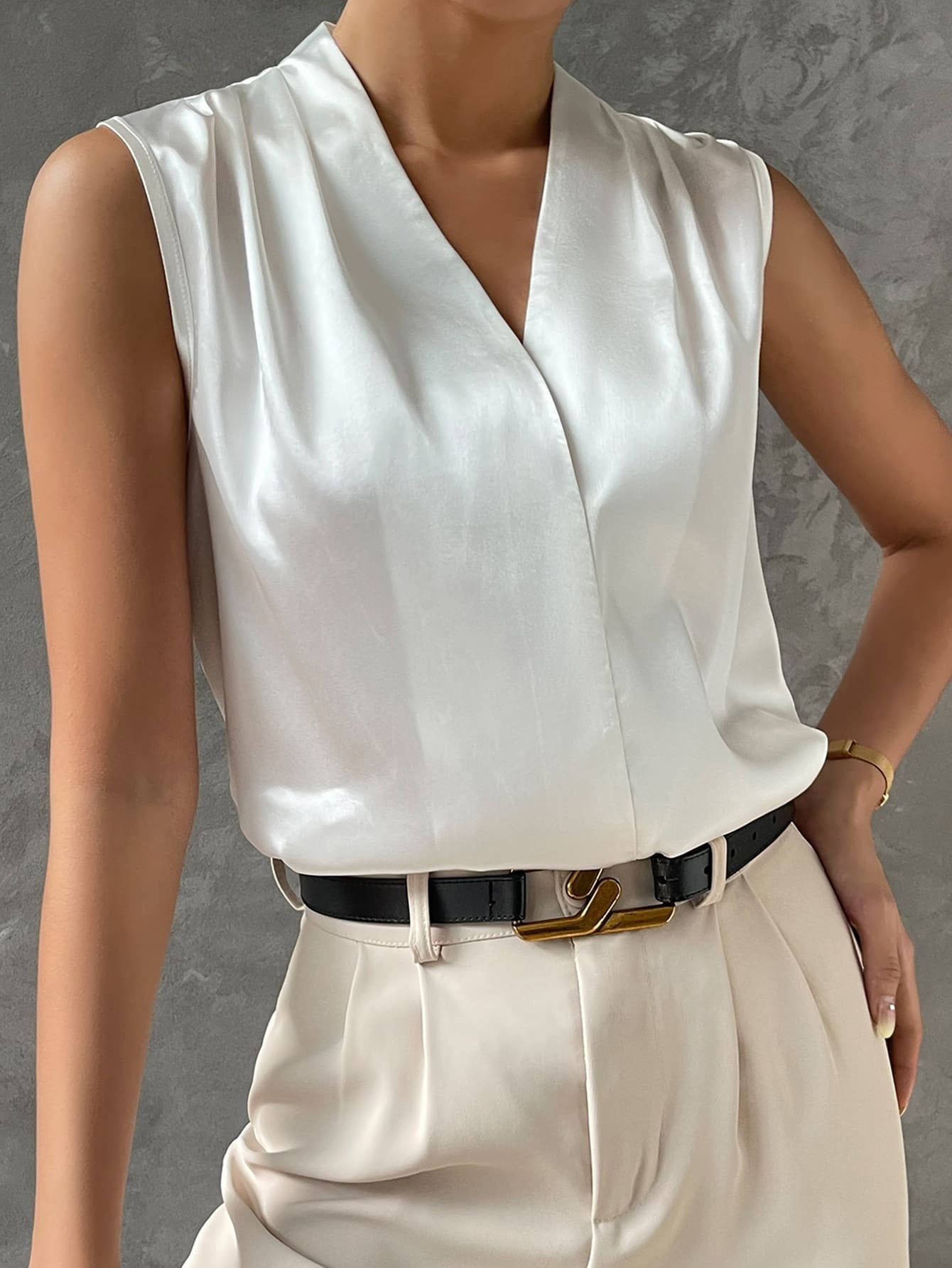 SHEIN Bizwear V Neck Sleeveless Satin Blouse Workwear