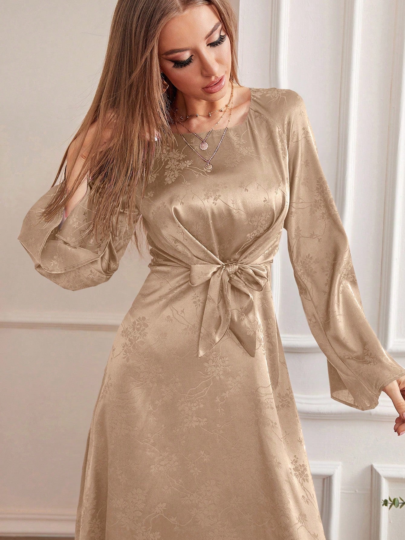SHEIN Modely Knot Front Raised Pattern Bell Sleeve Dress