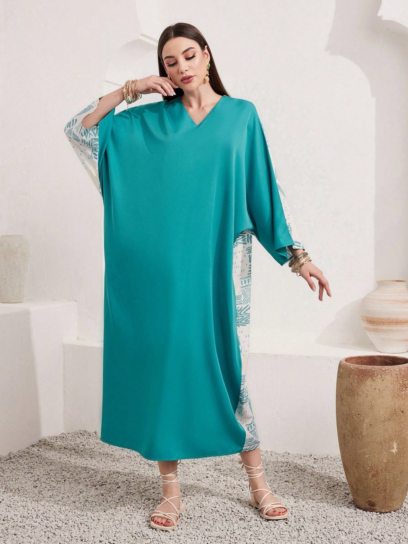 SHEIN Najma V-Neck Long Sleeve Kaftan